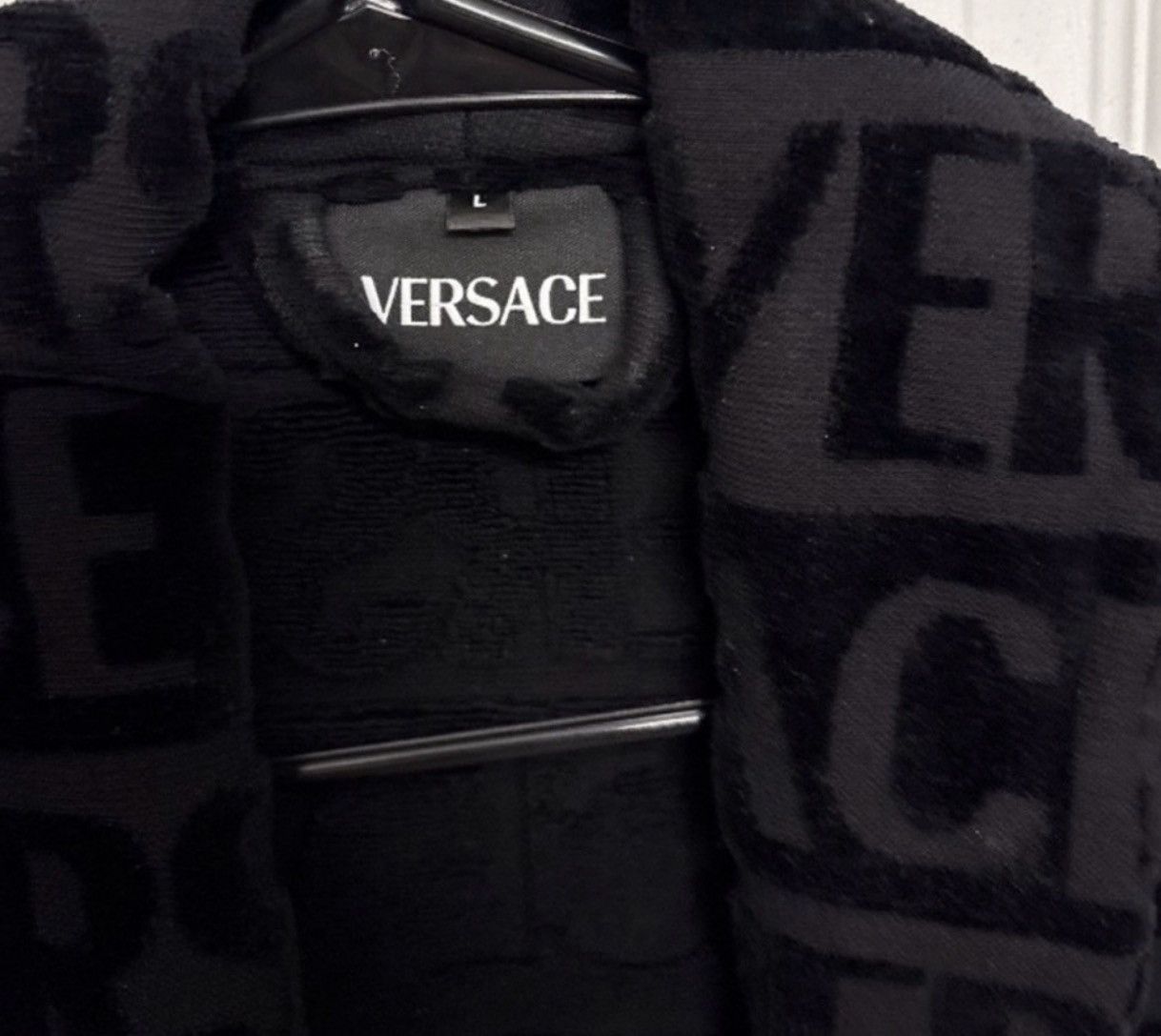 Versace Versace black & yellow bathrobe Never used Authentic Size L / US 10 / IT 46 - 3 Thumbnail
