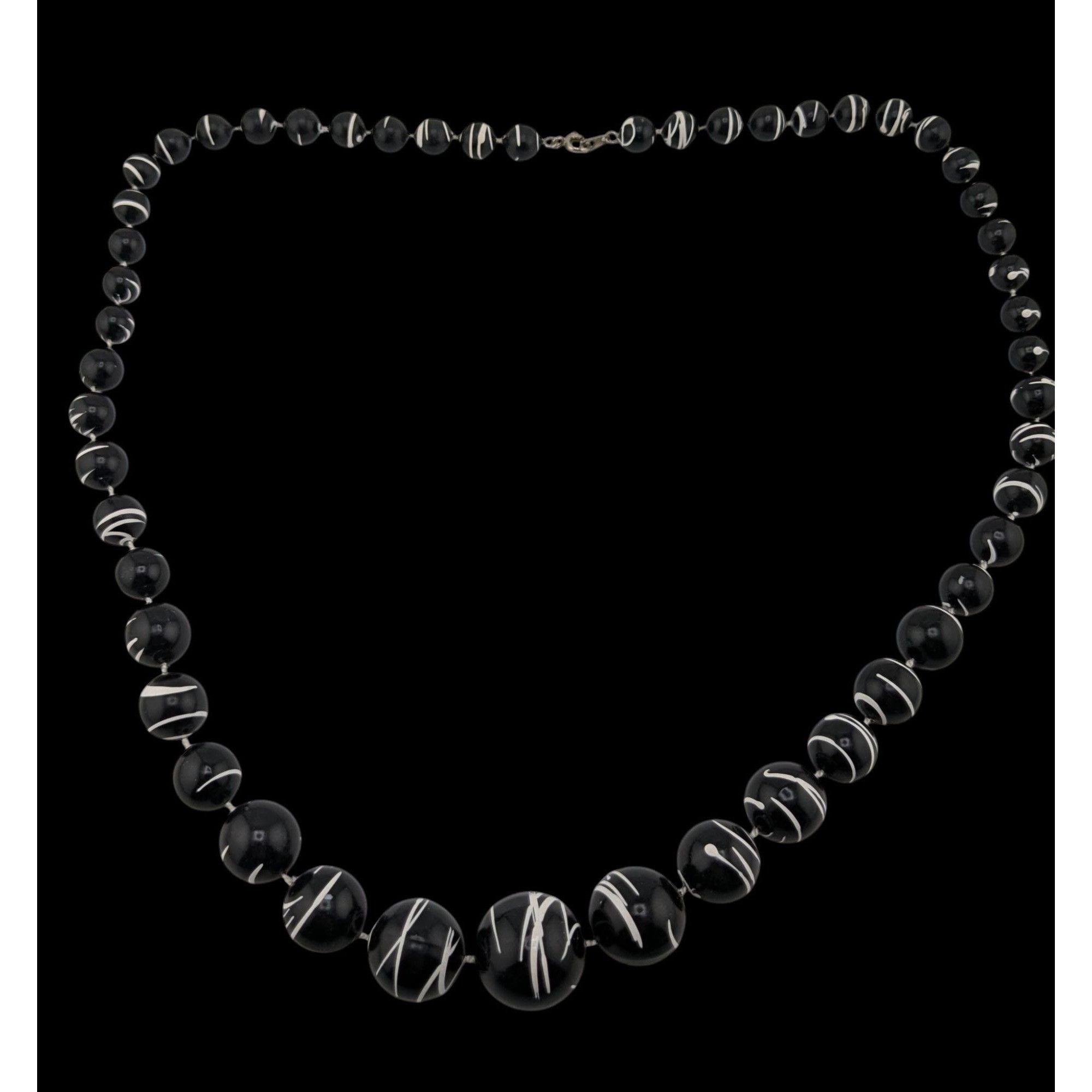 Other Vintage Abstract Black & White Swirl Graduated Bead Necklace Size ONE SIZE - 2 Thumbnail