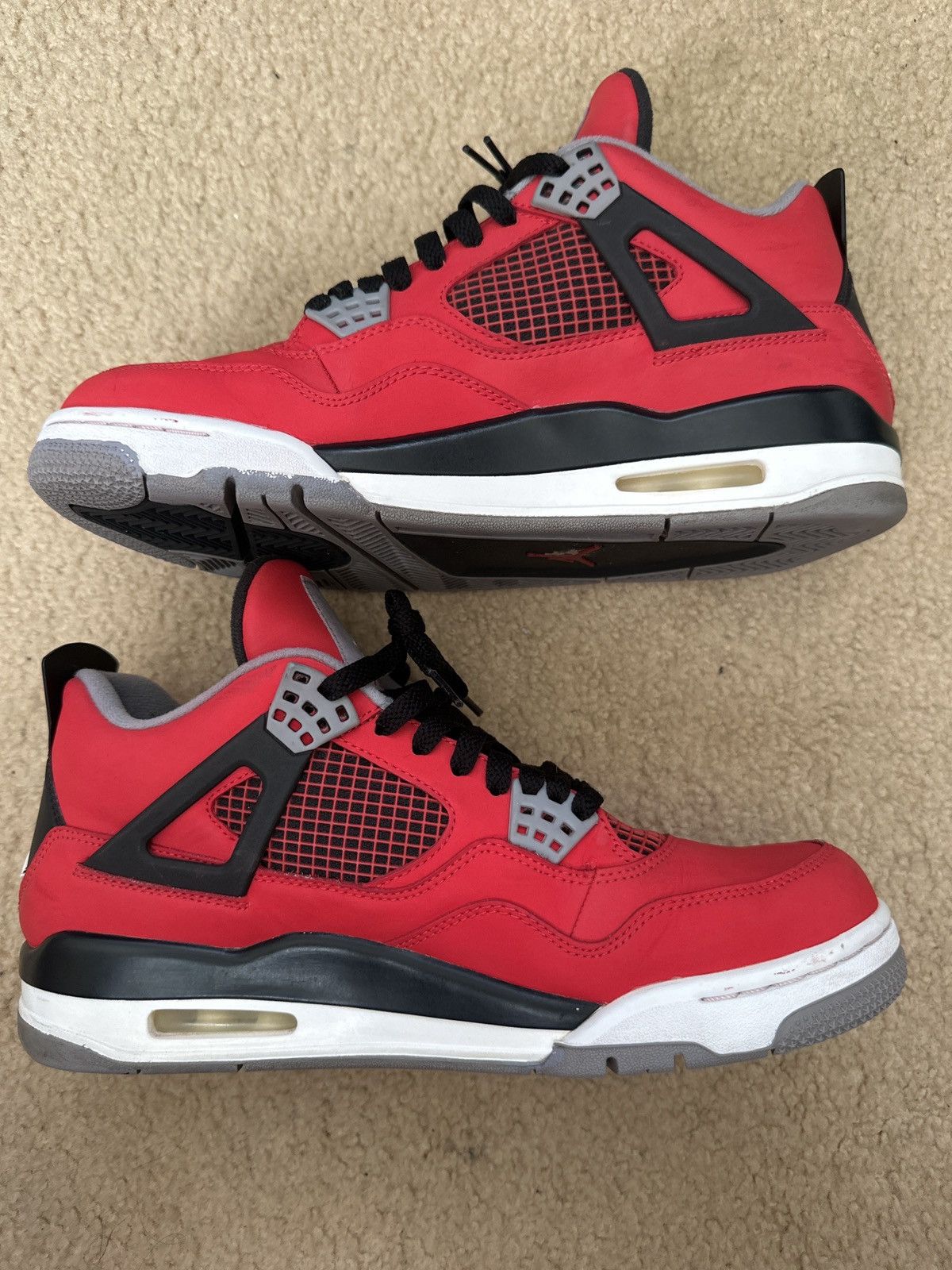 Jordan Brand × Nike Jordan 4 Toro Bravo Size US 9.5 / EU 42-43 - 2 Thumbnail