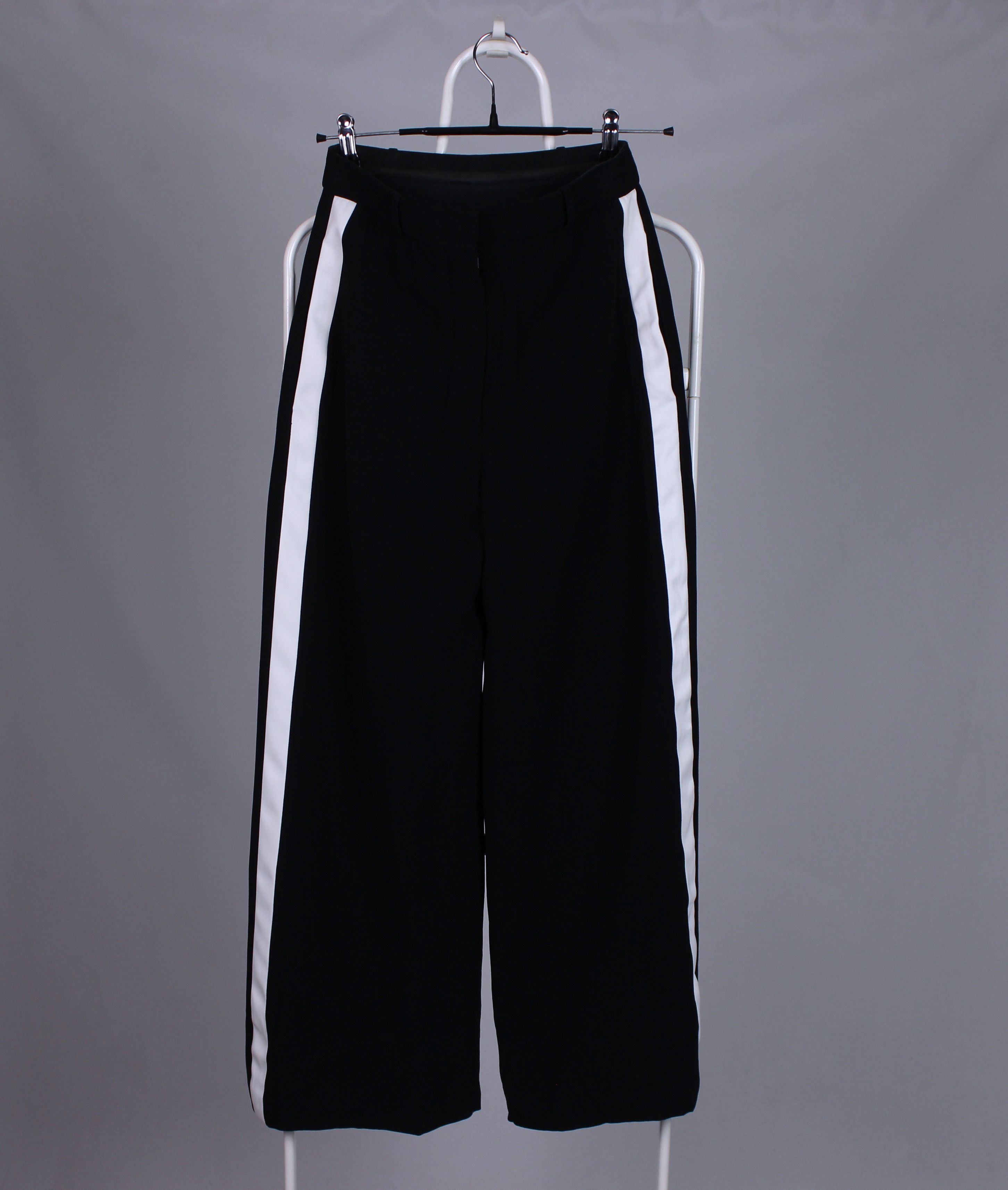 Burberry Burberry women pants Size 28" / US 6 / IT 42 - 2 Thumbnail