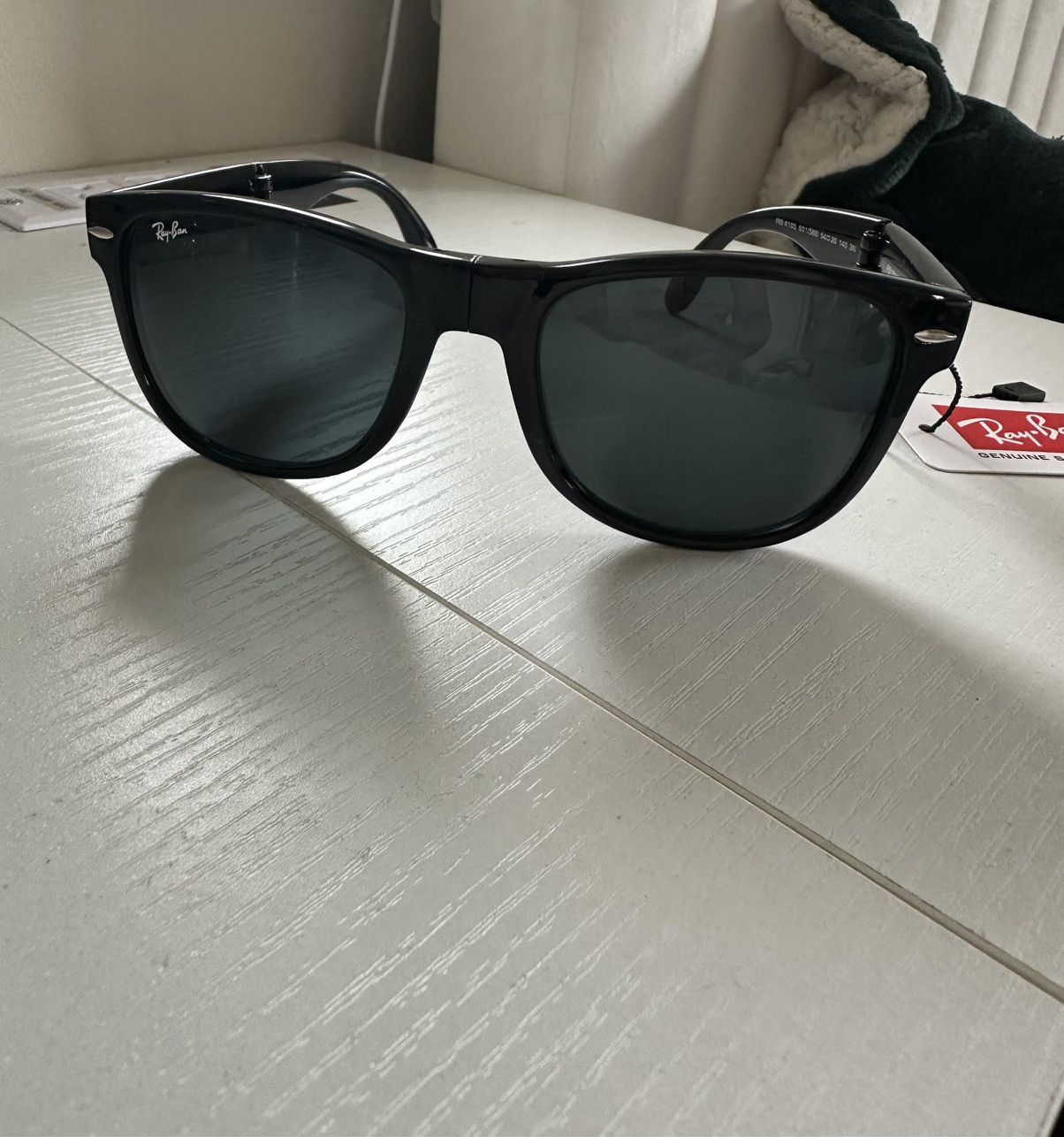 RayBan Ray-Ban Wayfarer Folding Classic RB4105 Size ONE SIZE - 8 Thumbnail