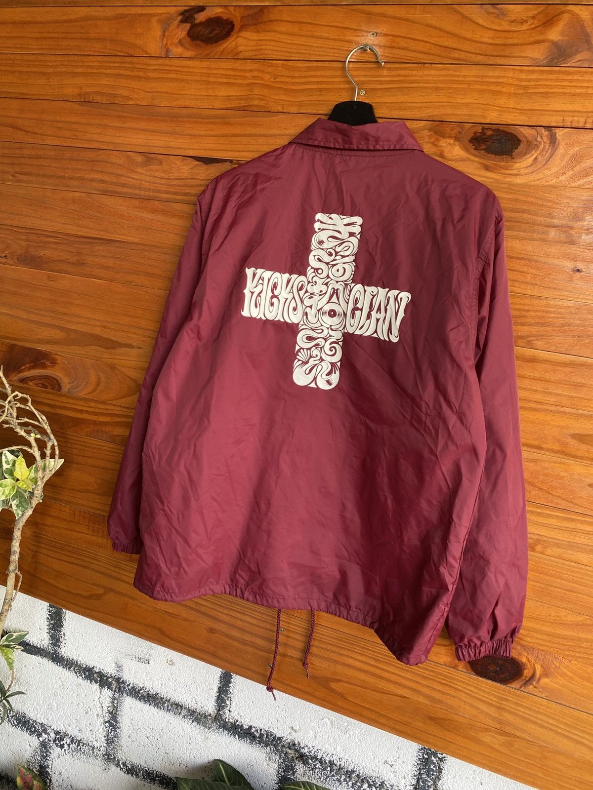 Japanese Brand Vintage Hosokawa Maroon Coach Jacket – Graphic Back Print Size US M / EU 48-50 / 2 - 10 Thumbnail