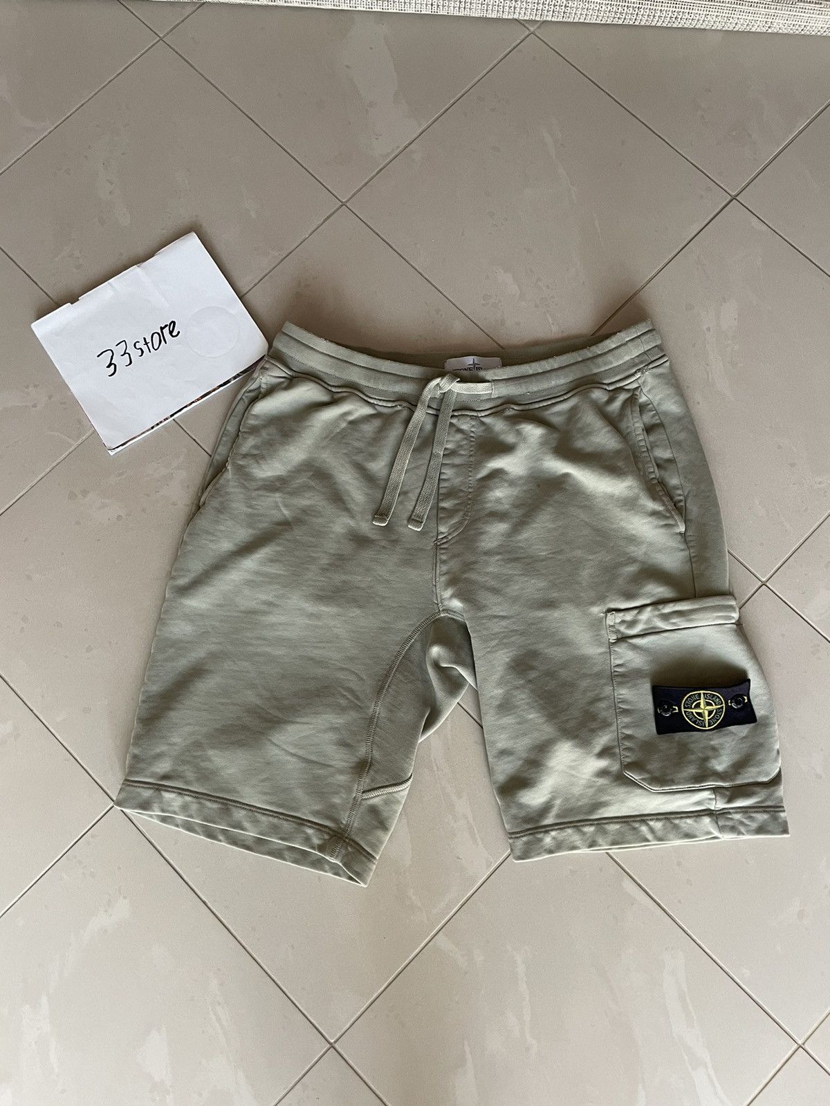 Stone Island Stone island cargo shorts Size US 32 / EU 48 - 1 Thumbnail