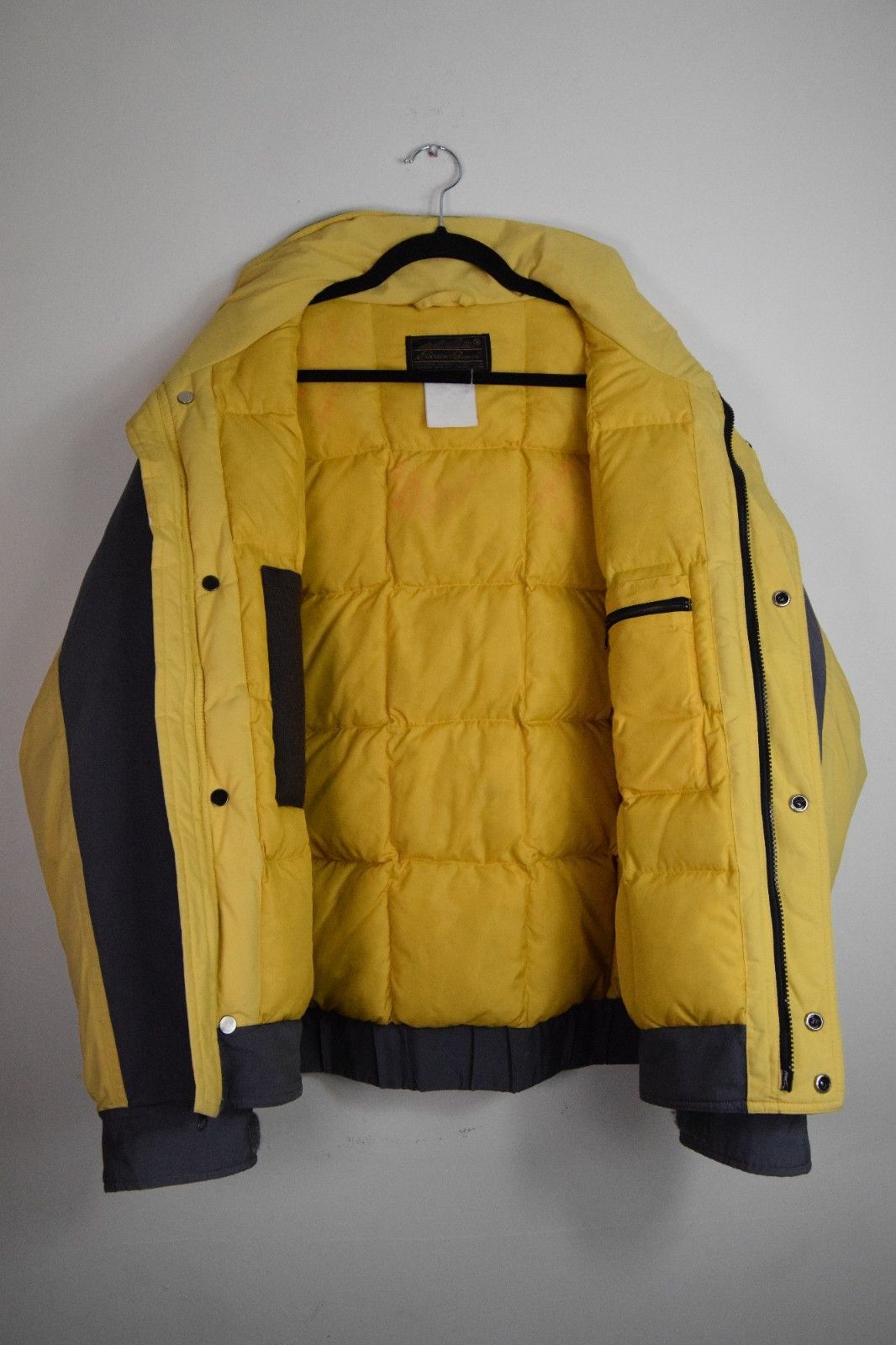 Eddie Bauer Eddie Bauer X Vintage Men's Blue Goose Down Puffer Jacket M Size US L / EU 52-54 / 3 - 2 Thumbnail