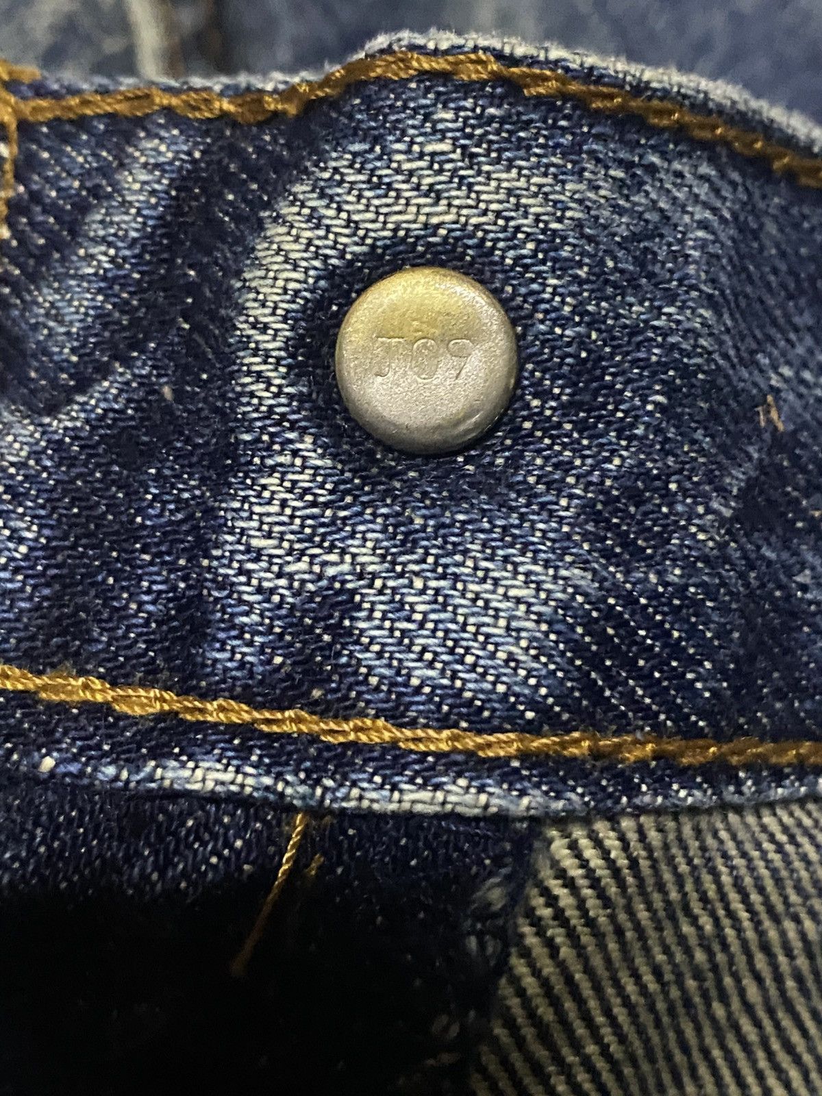 Levi's Vintage Levis 503 Button J09 Distressed Wide Leg Baggy Jeans Size US 31 - 11 Thumbnail