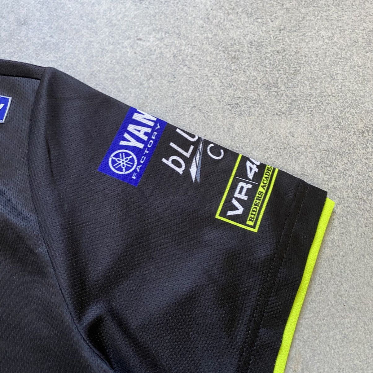 Dainese Yamaha VR46 Vintage Monster Energy Racing Moto Jersey Size US M / EU 48-50 / 2 - 3 Thumbnail