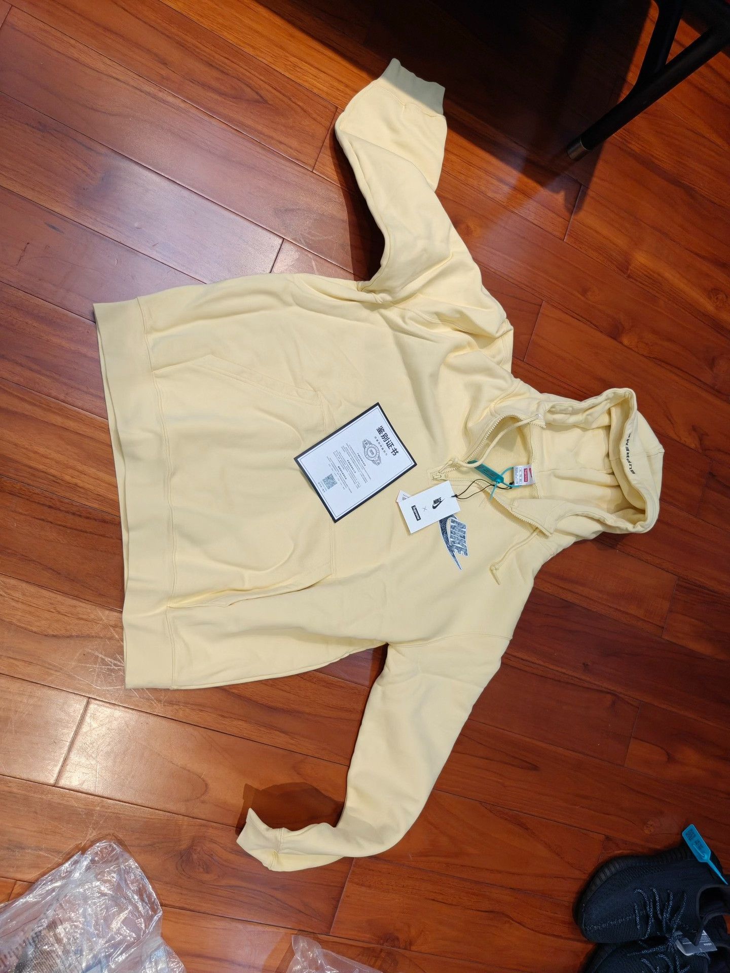 Supreme Supreme Collab Thermal Hoodie XL Men Size US XL / EU 56 / 4 - 1 Thumbnail