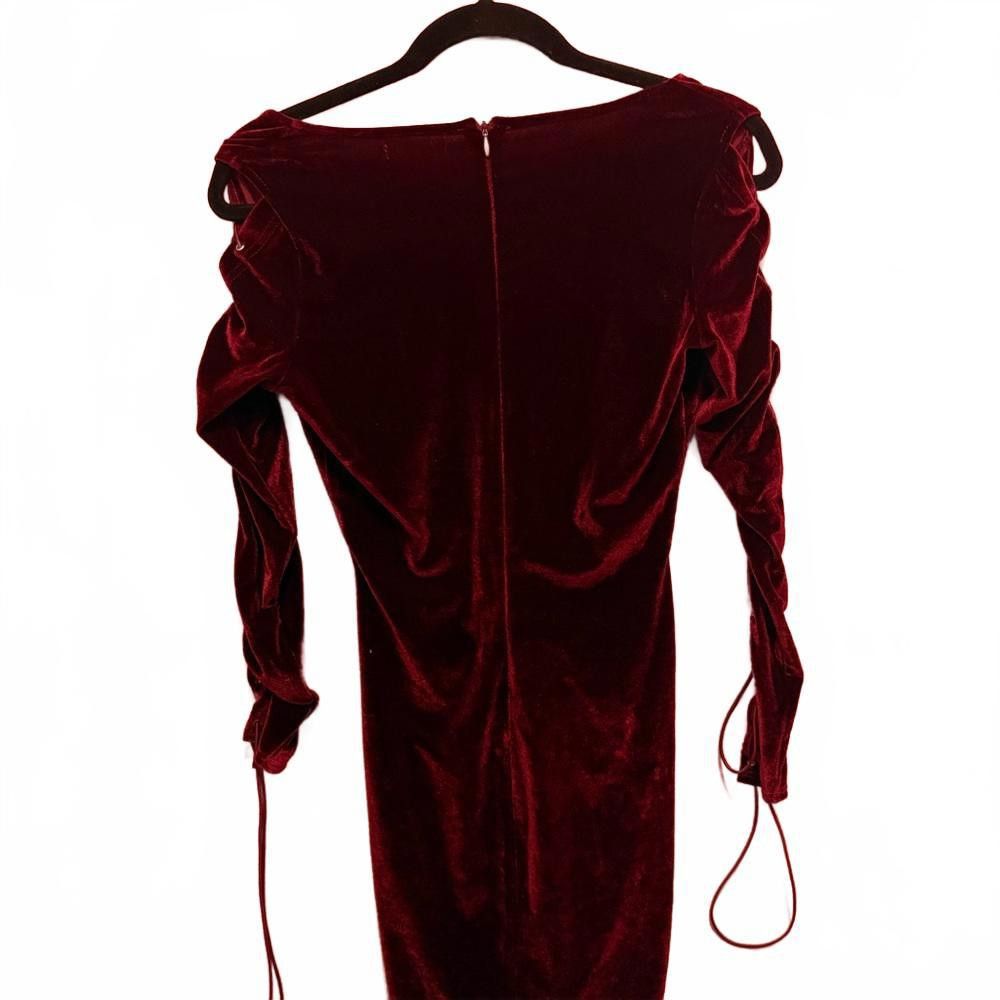 Designer Elegant Burgundy Velvet Dress with Lace-Up Sleeves Size S / US 4 / IT 40 - 3 Thumbnail