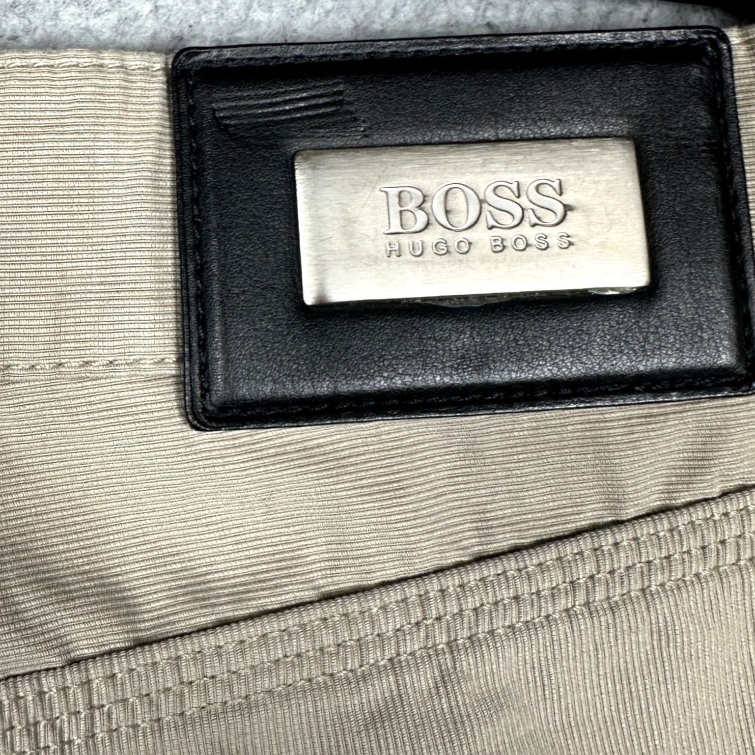Hugo Boss Hugo Boss Alabama Corduroy Pants Beige 5-Pocket Straight Leg Mens 32x34 Chino Flat Front Size US 32 / EU 48 - 6 Thumbnail