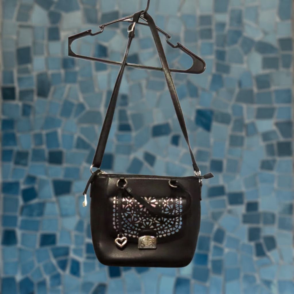 Brighton Brighton Bennett Snappy Black Crossbody Purse Bag Changeable Flap Leather Zip PEBBLED Silver Hardware Women Medium” Size ONE SIZE - 1 Thumbnail
