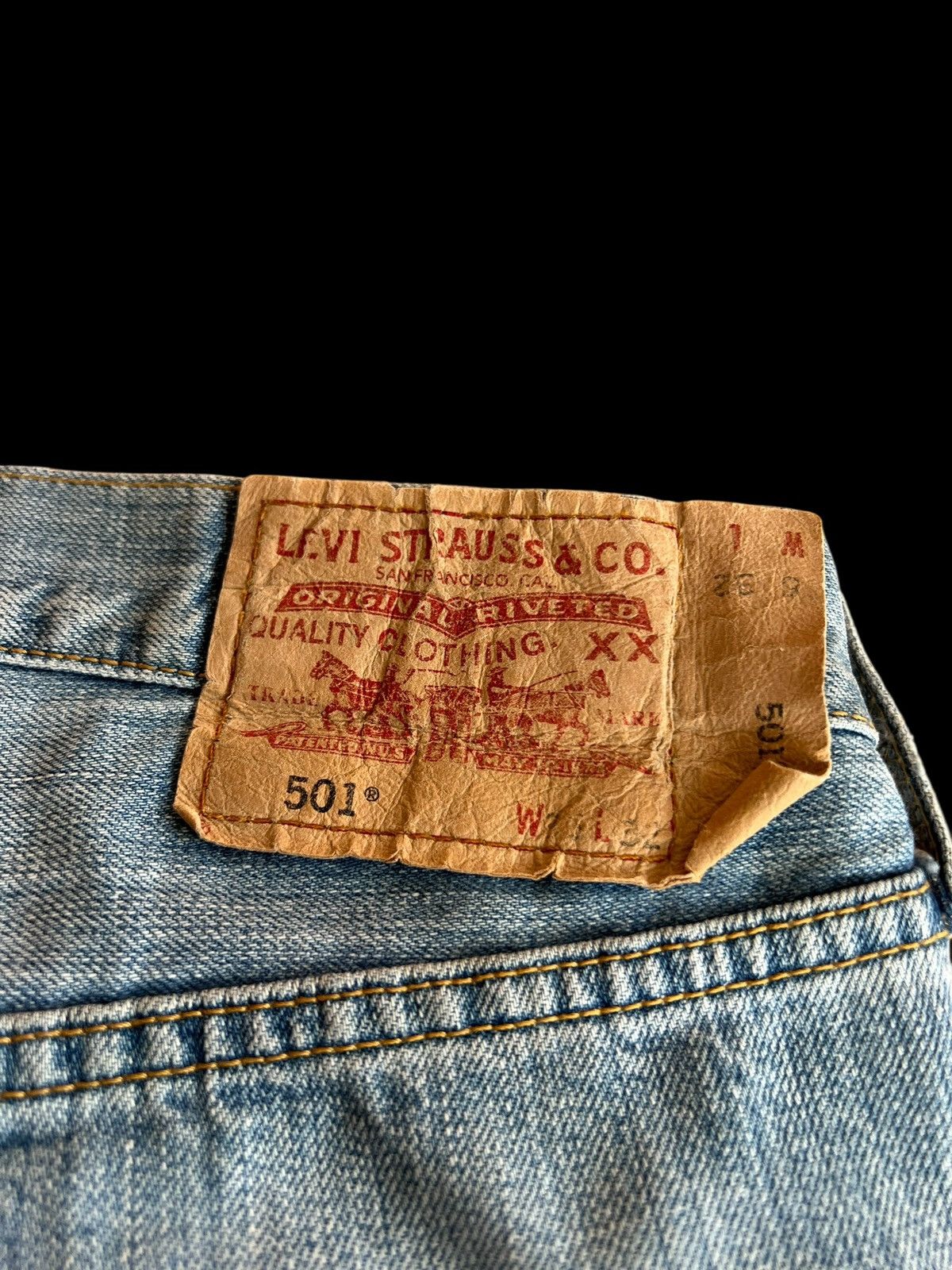 Levi's Vintage Levis 501 Nice Faded Distress Jean Size US 33 - 14 Thumbnail