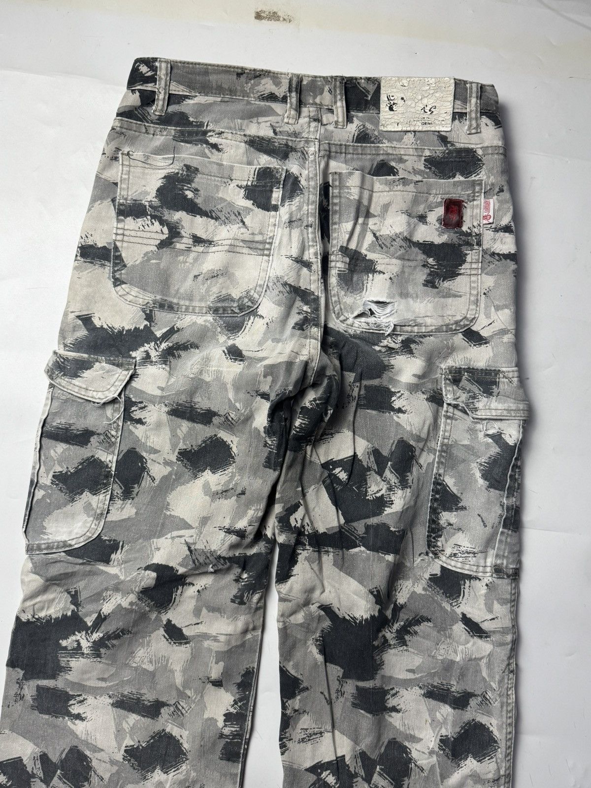 If Six Was Nine × Japanese Brand × Le Grande Bleu (L.G.B.) Japanese Cargo Pants distressed Size US 29 - 4 Thumbnail