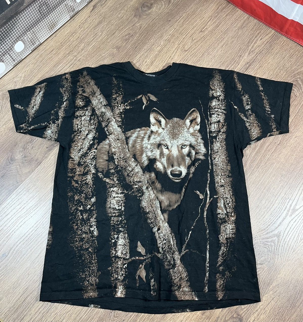 Band Tees Vintage 90s Radical Nature Wolf T Shirt Size US XXL / EU 58 / 5 - 1 Thumbnail