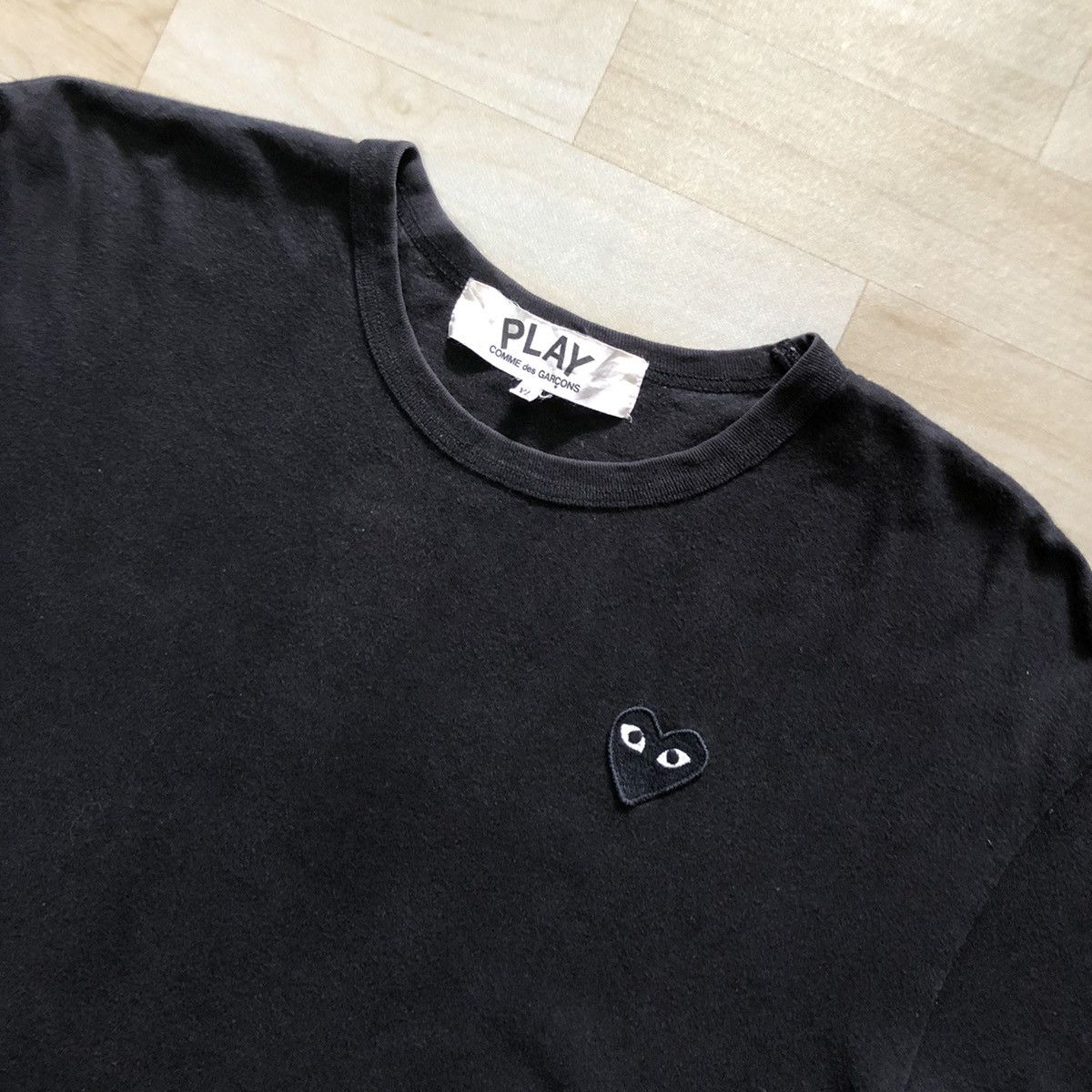 Comme des Garcons × Comme des Garcons PLAY Comme De Garcon Play black heart t-shirt Size US XL / EU 56 / 4 - 2 Thumbnail