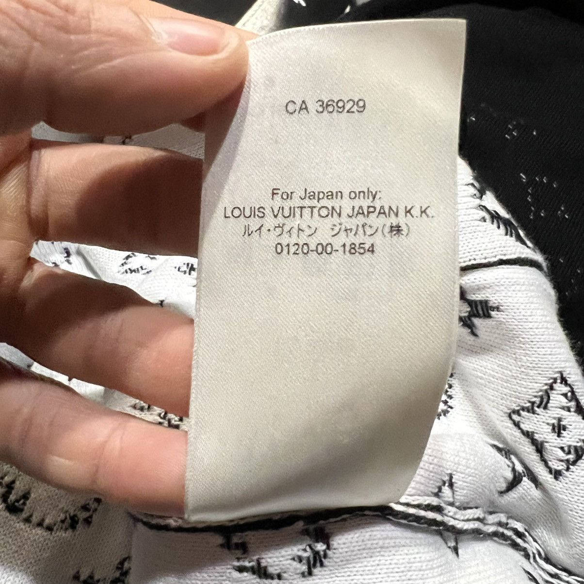 Louis Vuitton Louis Vuitton Knit Gradient Monogram Hoodie Black Size US XS / EU 42 / 0 - 7 Thumbnail