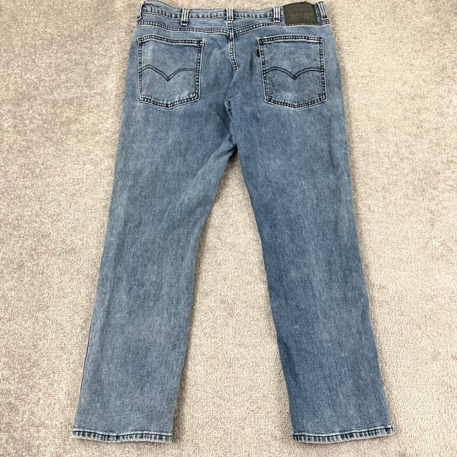 Levi's LEVI'S 511 Jeans Mens 36x29 Straight Leg Medium Blue Denim Workwear Classic Size US 36 / EU 52 - 2 Thumbnail