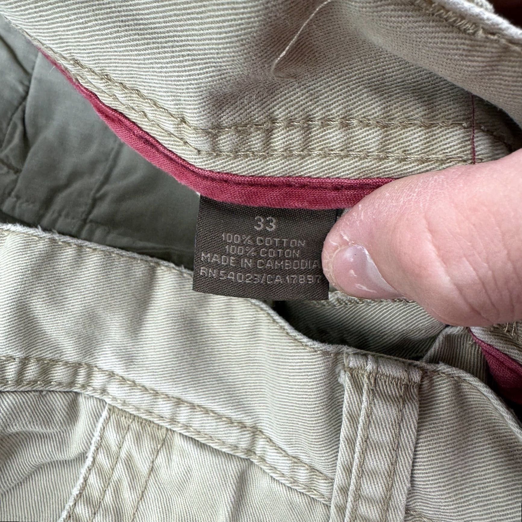 Old Navy VINTAGE Old Navy Cargo Shorts Men 33 Tan Brown Grunge Y2K Vintage Baggy 90s Skater Casual Mens Size US 33 - 7 Thumbnail