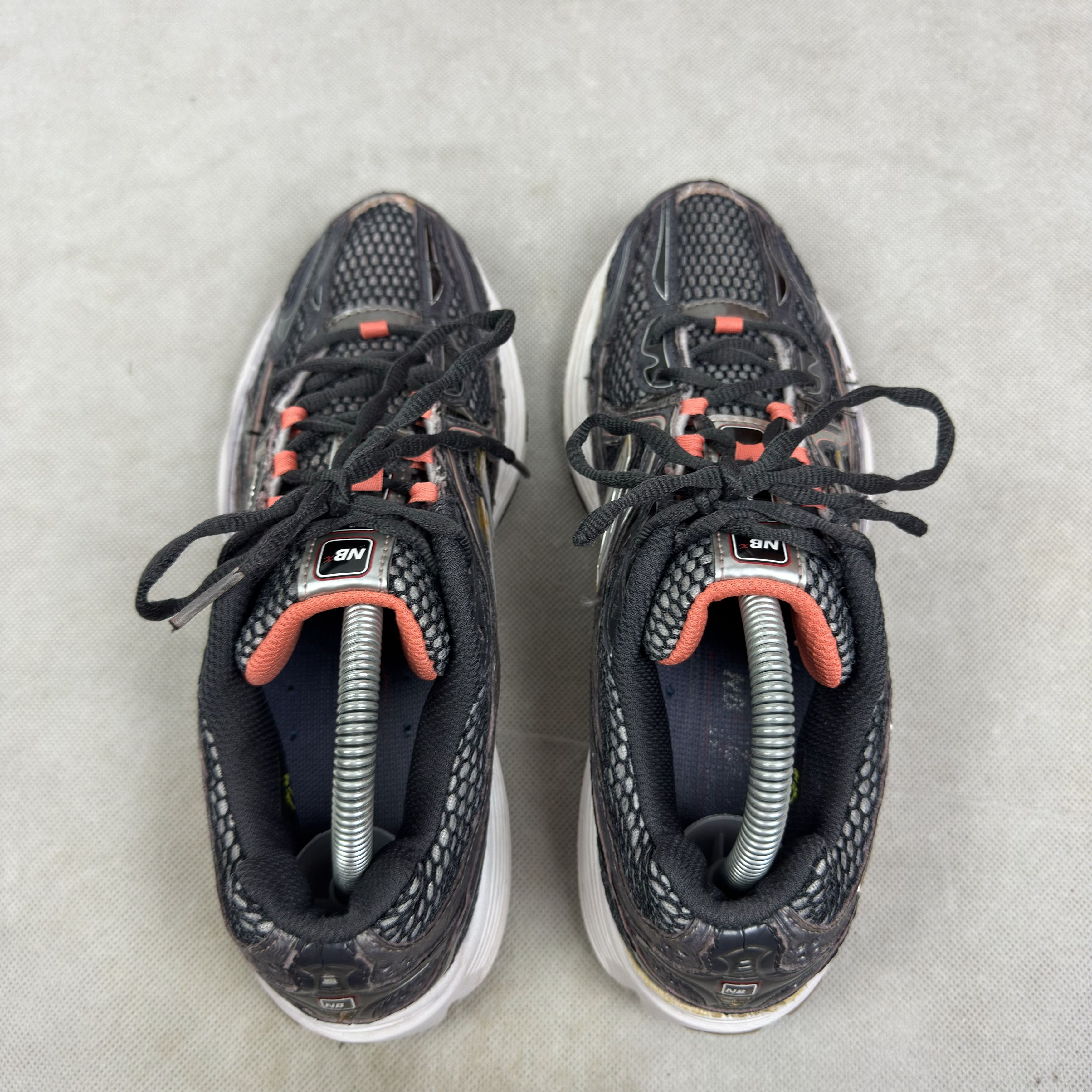 New Balance New Balance 1064 WR1064EU Women's Black Sneakers Shoes 9 Size US 9 / IT 39 - 4 Thumbnail