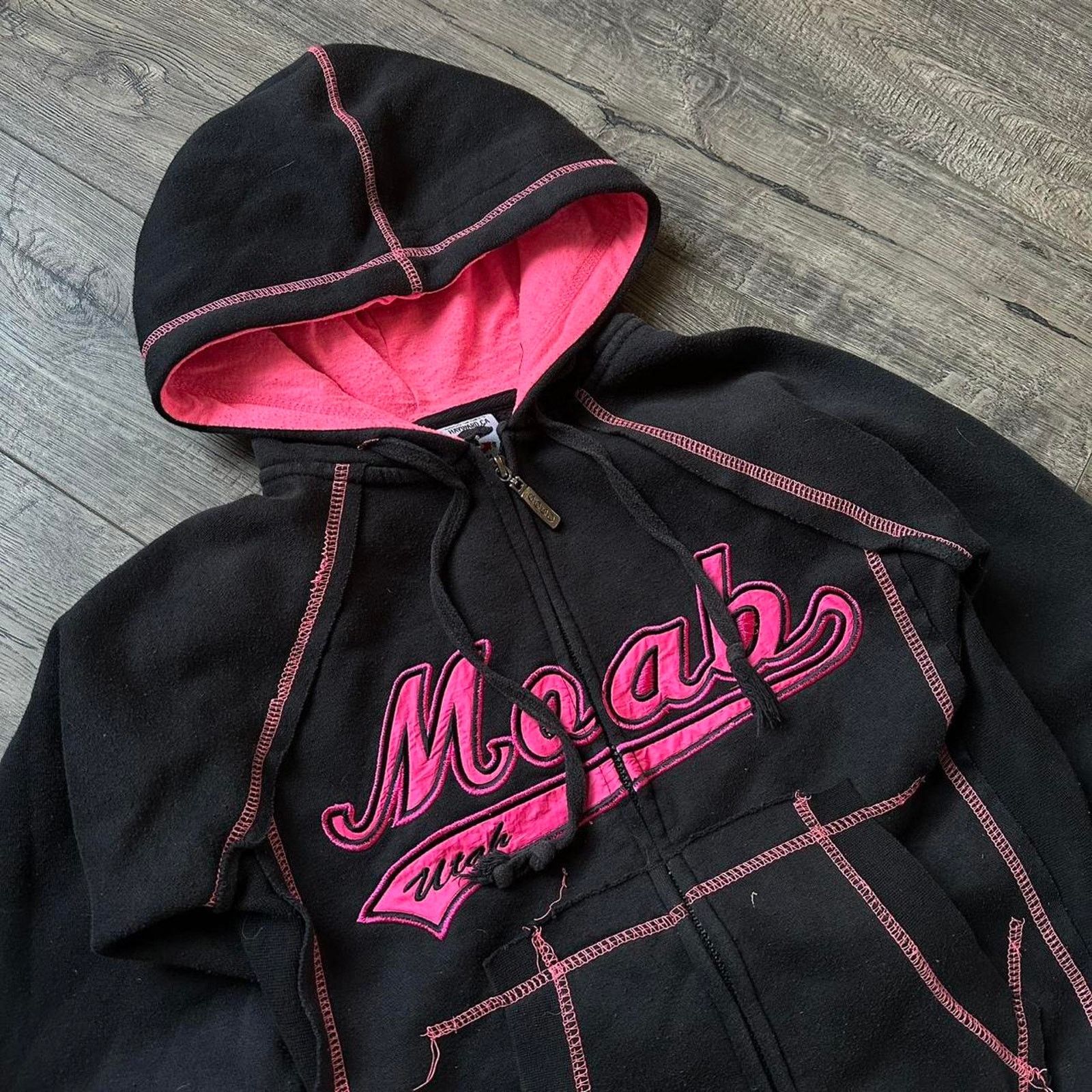 Vintage Vintage Y2K Pink Moab Utah Skater Hoodie Zip Up Sweatshirt Size M / US 6-8 / IT 42-44 - 3 Thumbnail