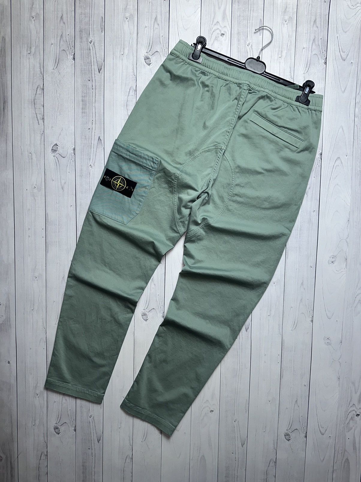 Stone Island Stone Island green cargo pants size 36 pocket Size US 36 / EU 52 - 1 Thumbnail