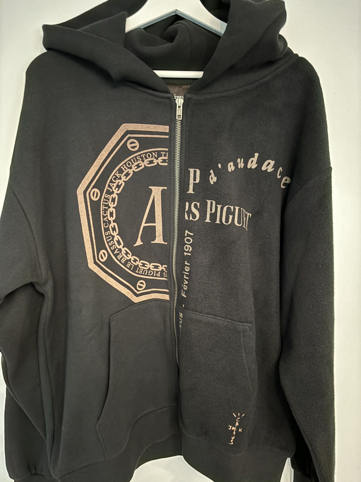 image of Audemars Piguet Zip-Hoodie in Black, Men's (Size Large)
