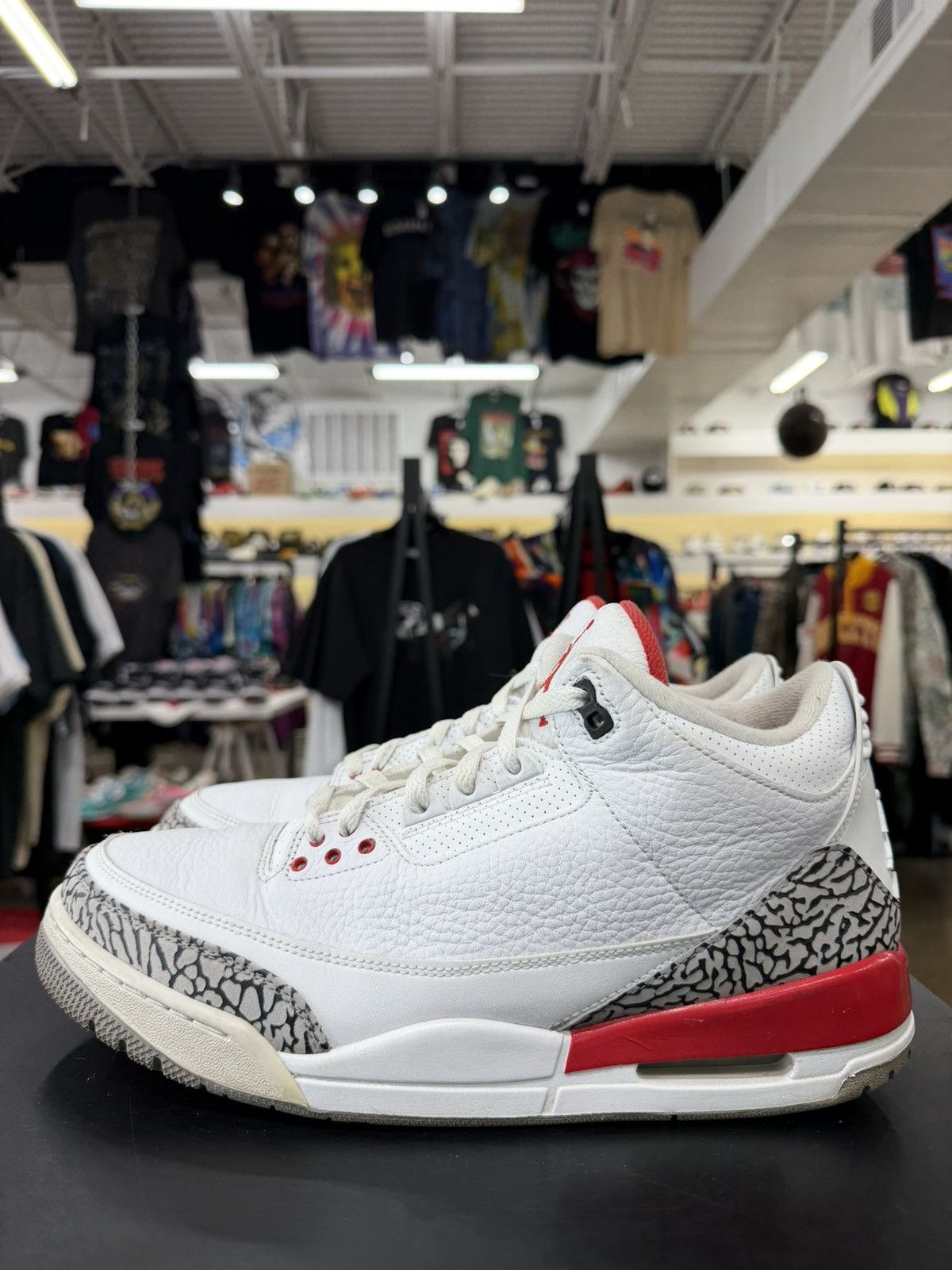 Jordan Brand Air Jordan 3 Hall of Fame Size 12 (2018) Size US 12 / EU 45 - 7 Thumbnail