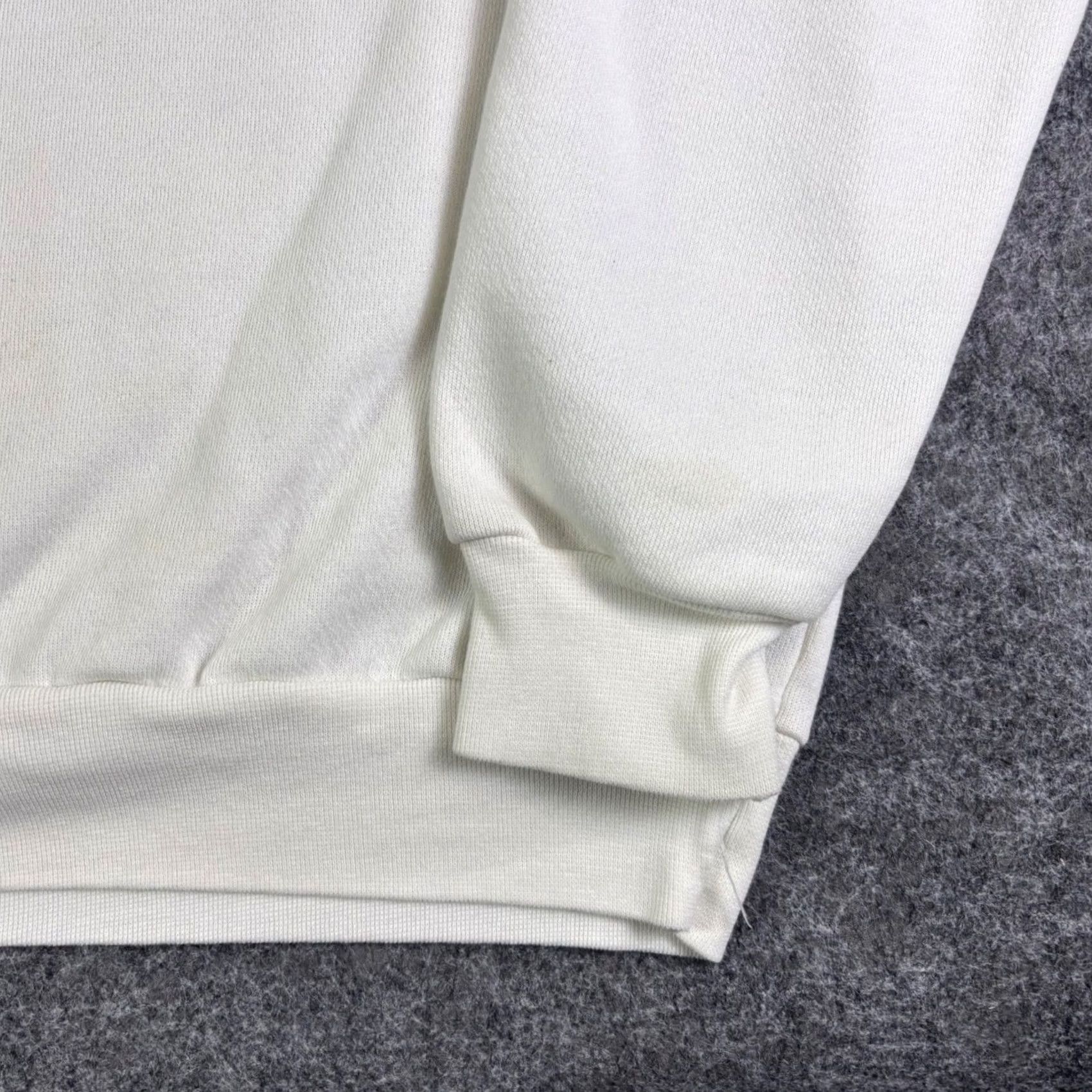 Vintage VINTAGE Dodger Sweatshirt Crew Neck Long Sleeve Graphic Print Men L Ivory USA 90s Western New Mexico Mustangs Size US L / EU 52-54 / 3 - 7 Thumbnail