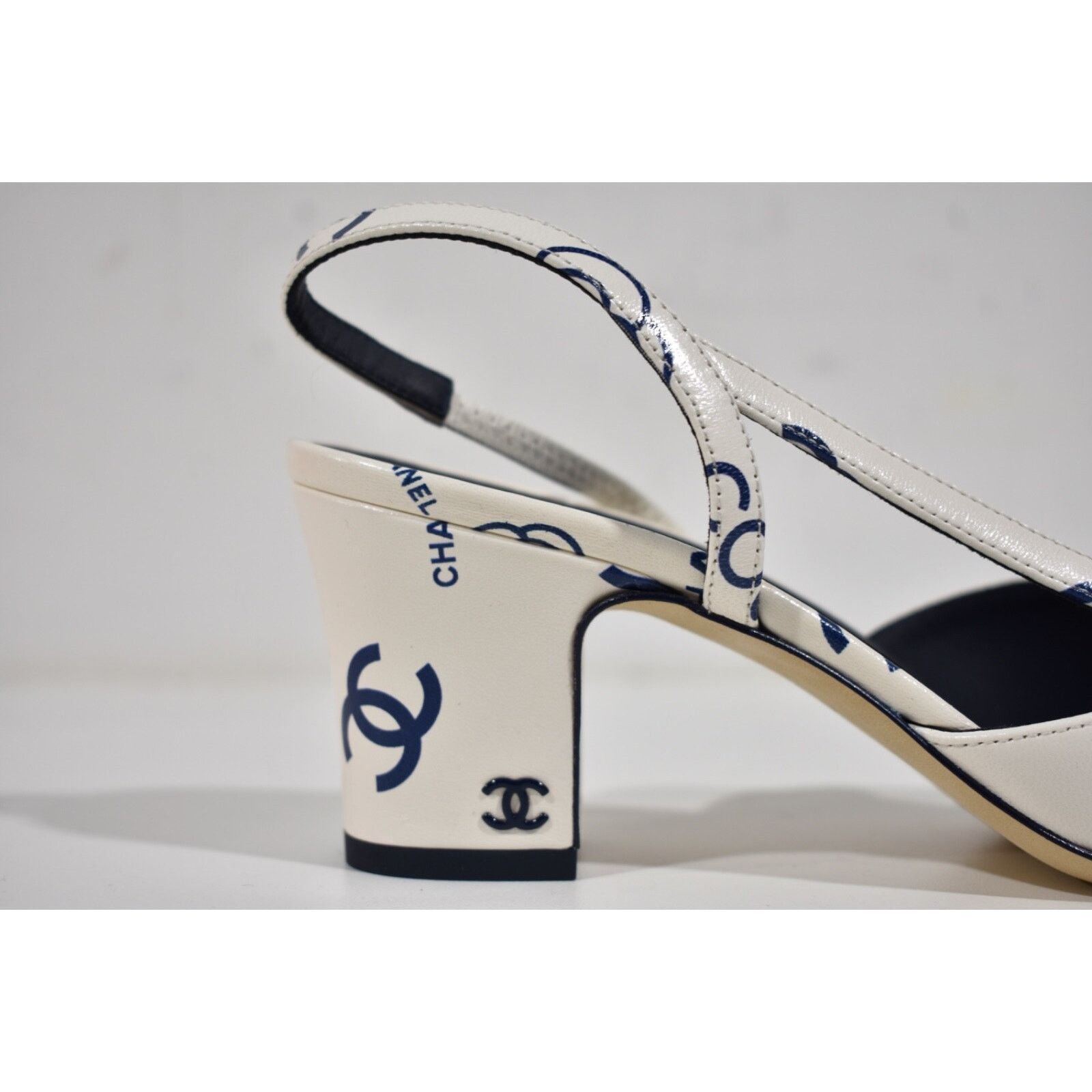 Chanel 23P Mademoiselle Coco Sling CC Logo Slingback Sandal Heel 40 Size US 10 / IT 40 - 4 Thumbnail