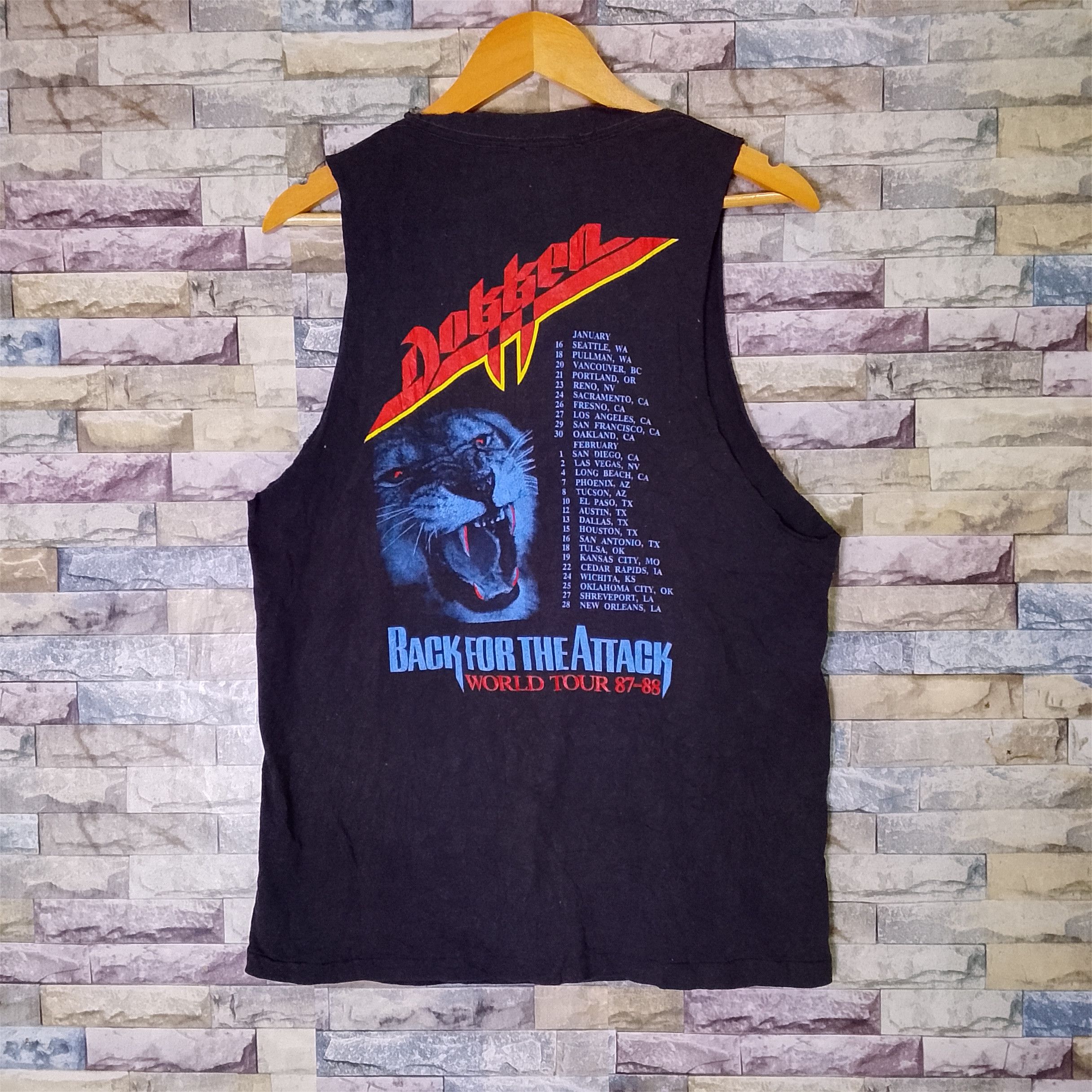 Band Tees Vintage 80s Dokken Back For The Attack World Tour Trash Tee Size US M / EU 48-50 / 2 - 2 Thumbnail
