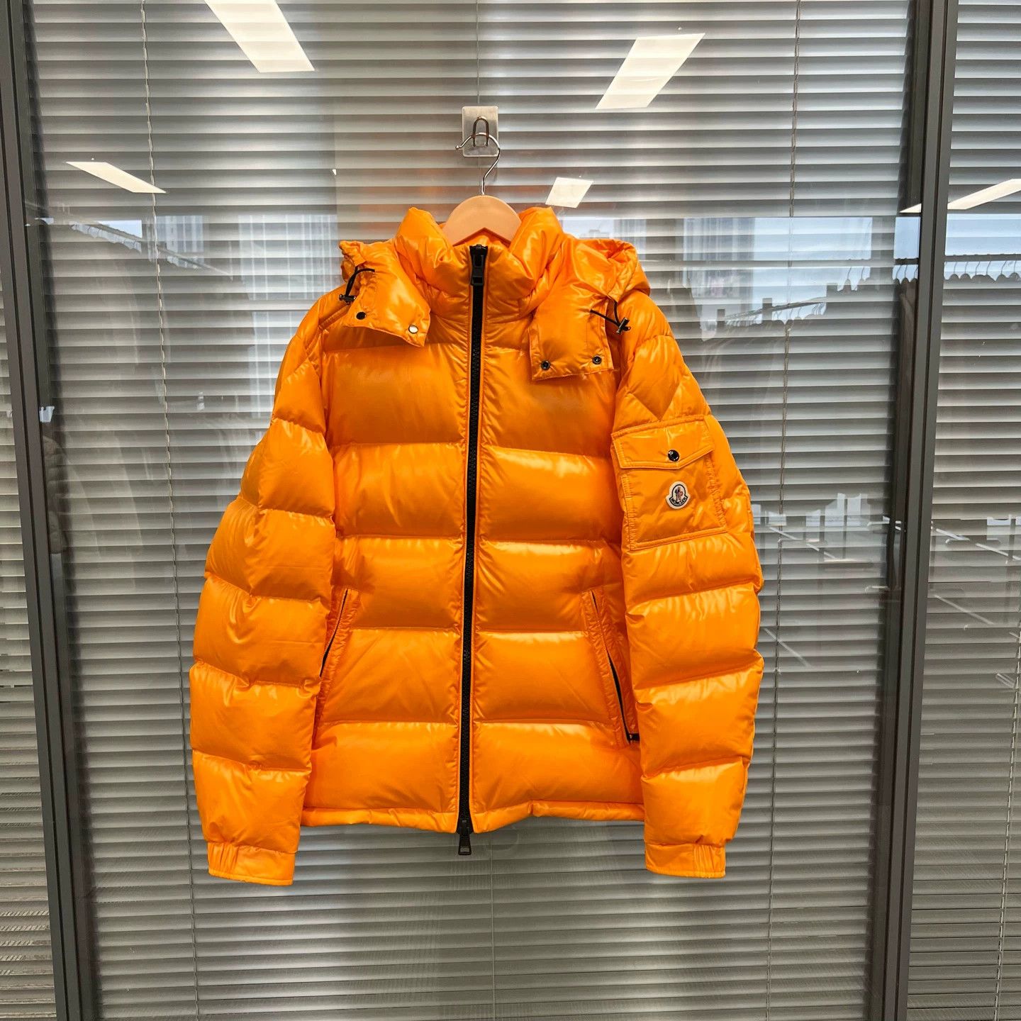 Moncler Moncler Men's Leanm Orange Down Jacket Size 4 New Size US L / EU 52-54 / 3 - 1 Thumbnail