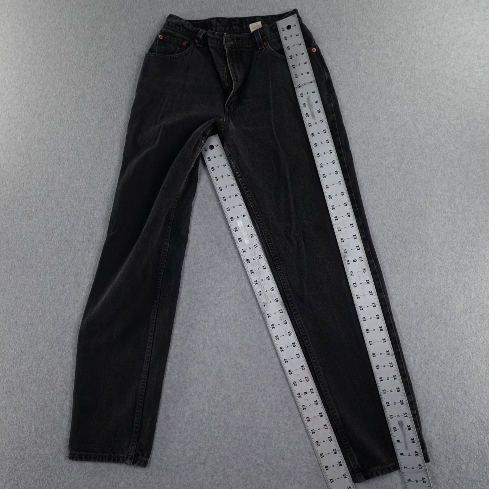 Levi's VINTAGE Levi's Jeans 550 Womens 10R Black Denim 5-Pocket Tapered Leg Distressed Style: Relaxed Womens, 10, Black, Denim, Levi's 550, 1980s-90s Size 32" / US 10 / IT 46 - 3 Thumbnail