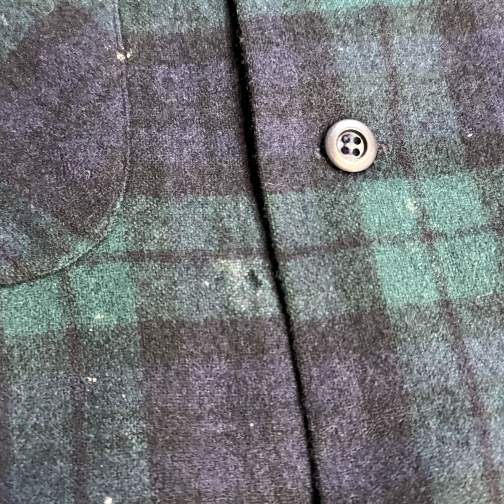 Pendleton VINTAGE Pendleton Shirt Mens Small Blackwatch Plaid Wool Shirt Made USA Size US L / EU 52-54 / 3 - 5 Thumbnail