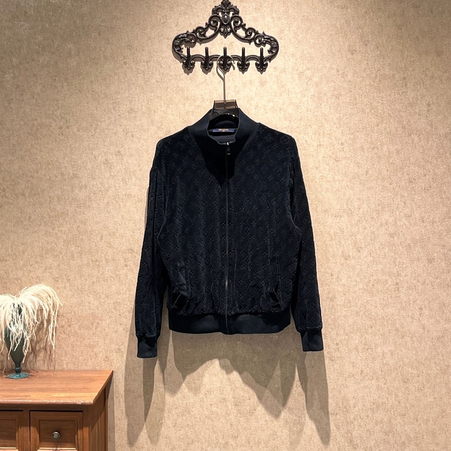 Louis Vuitton Louis Vuitton Monogram Velour Zip-Up Jacket XL Size US XL / EU 56 / 4 - 1 Thumbnail