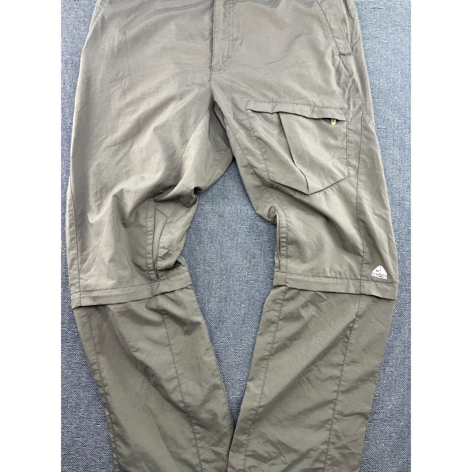 Nike ACG VINTAGE Nike ACG Pants Mens M Beige Transformer Cargo Baggy Size US 31 - 4 Thumbnail