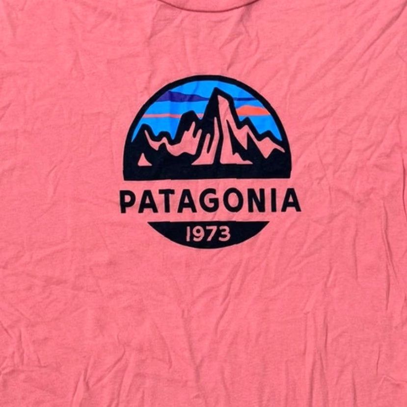 Patagonia Patagonia Men's Fitz Roy Scope Organic Cotton T-Shirt Quartz Coral Sz L Slim Fit Size US L / EU 52-54 / 3 - 3 Thumbnail