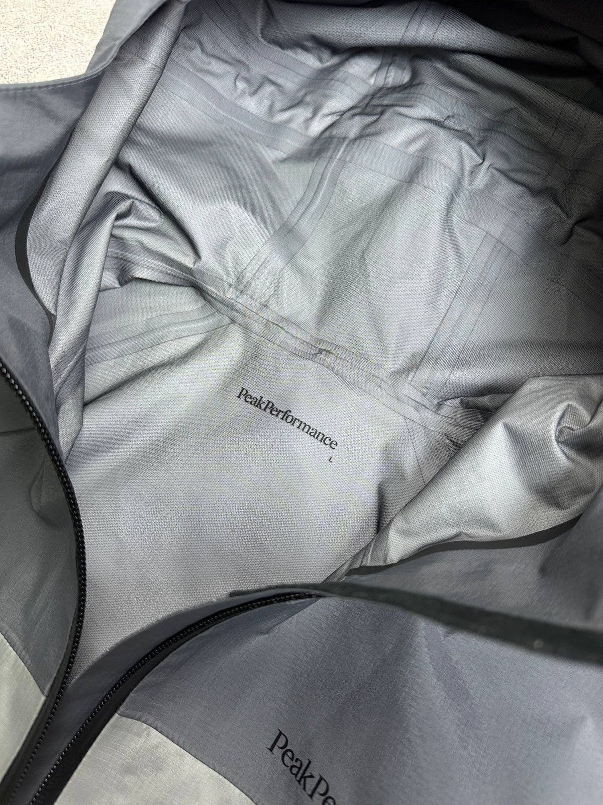 Peak Performance Vintage Peak Performance Shell Waterproof Jacket Rare L Size US L / EU 52-54 / 3 - 9 Thumbnail
