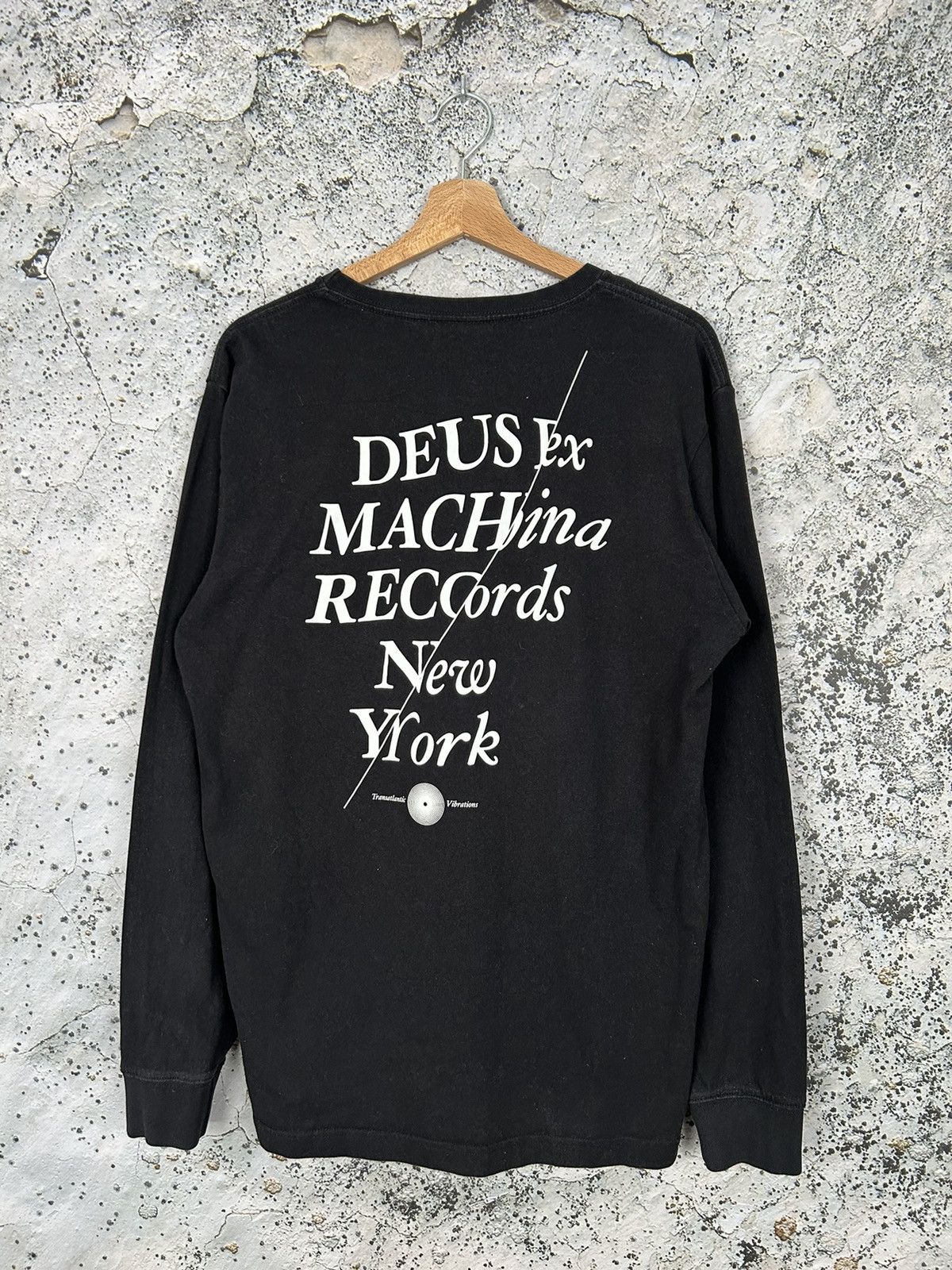 Rap Tees Vintage Deus Ex Machina Records New York Longsleeve Size US XL / EU 56 / 4 - 1 Thumbnail
