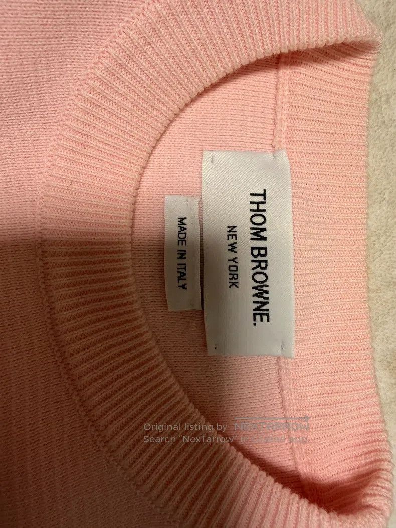 Thom Browne Thom Browne Crescent Pink Knit Round Neck Sweater Size US XS / EU 42 / 0 - 3 Thumbnail