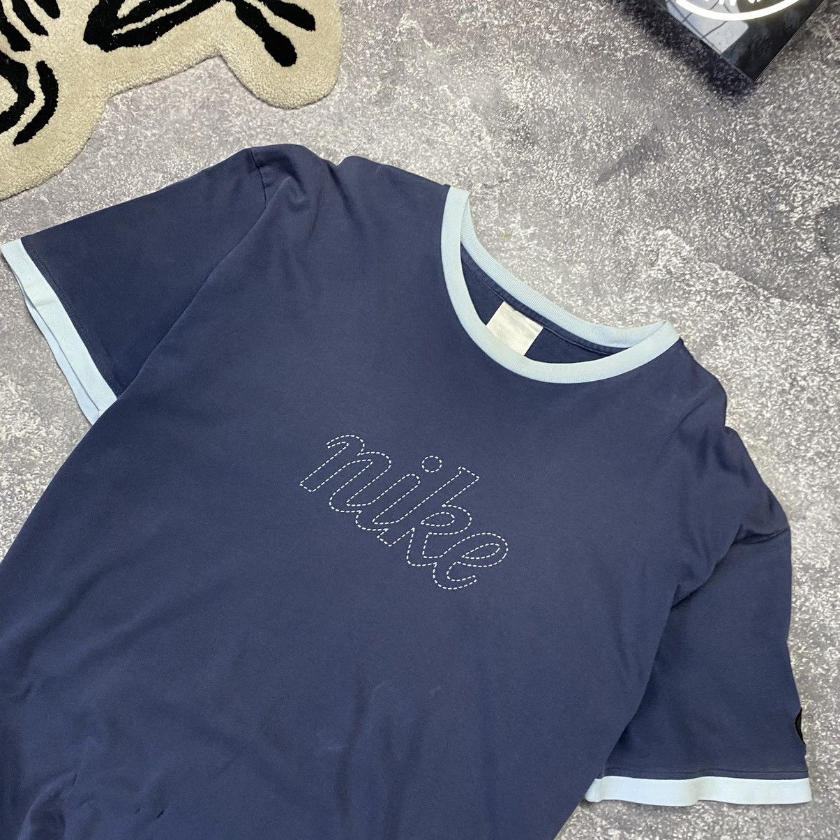 Vintage Vintage Nike Big Centre Logo 90’s Streetwear tee Size US XXL / EU 58 / 5 - 3 Thumbnail
