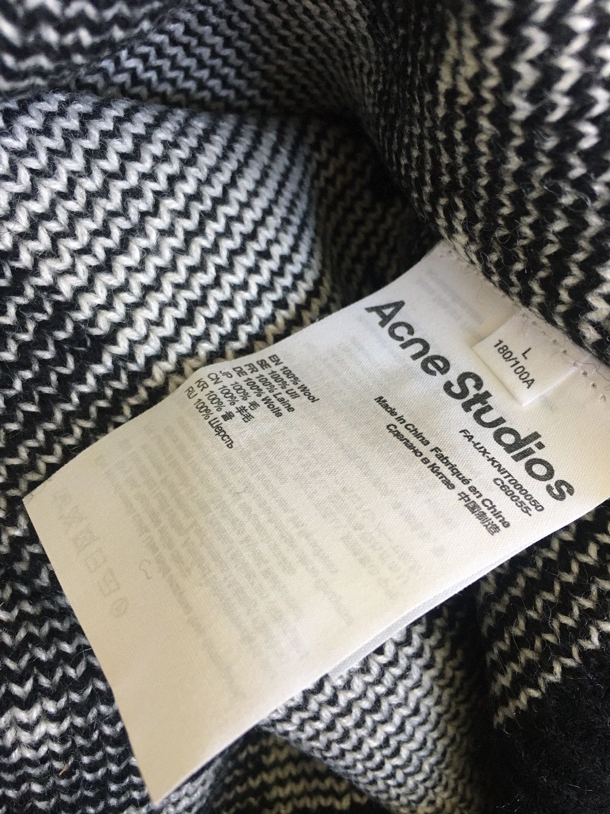 Acne Studios ACNE STUDIOS Multi Face Knit Sweater Unisex Size US M / EU 48-50 / 2 - 10 Thumbnail