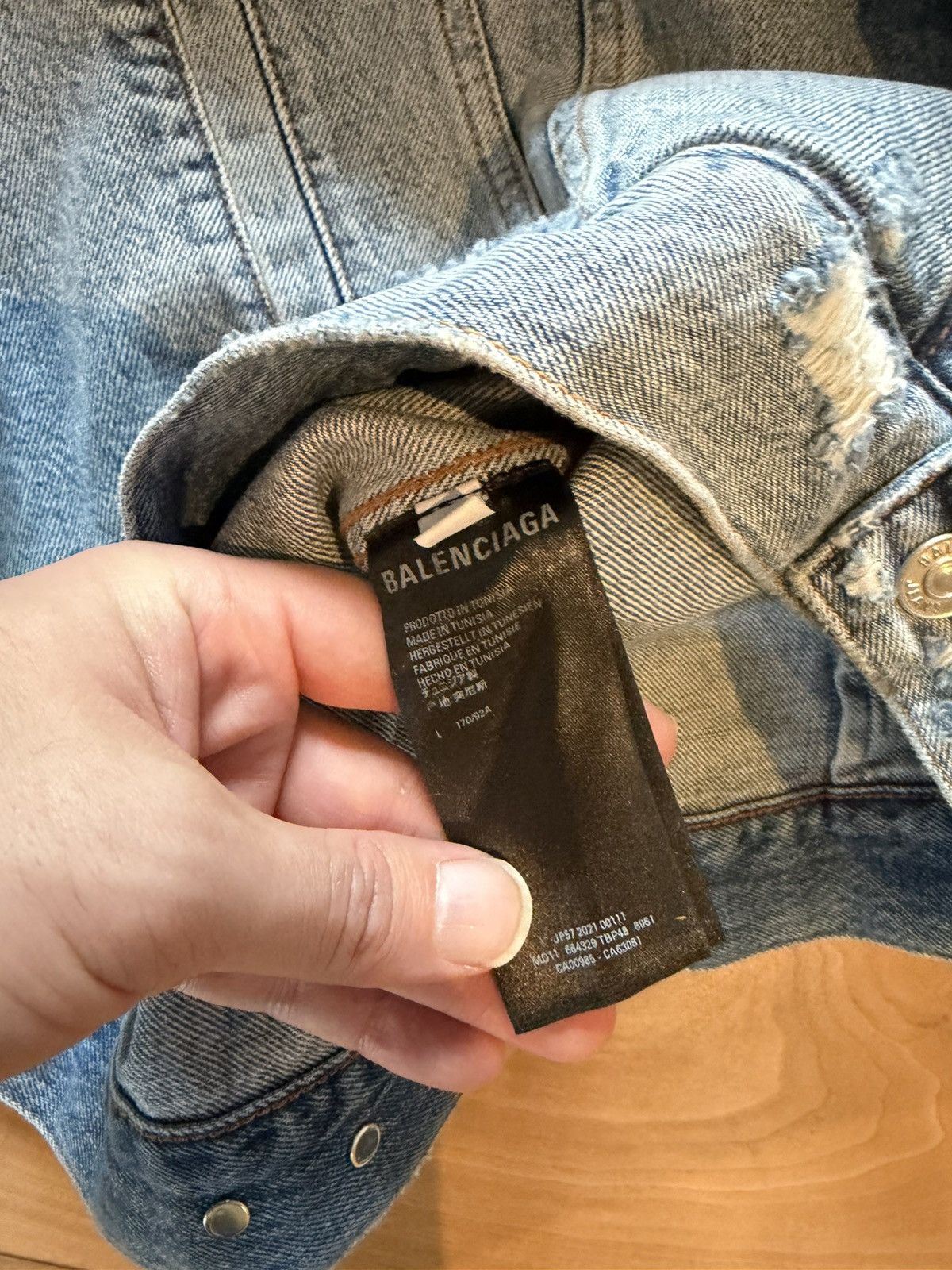 Balenciaga Balenciaga Barcode Denim Jacket Blue Size US L / EU 52-54 / 3 - 5 Thumbnail