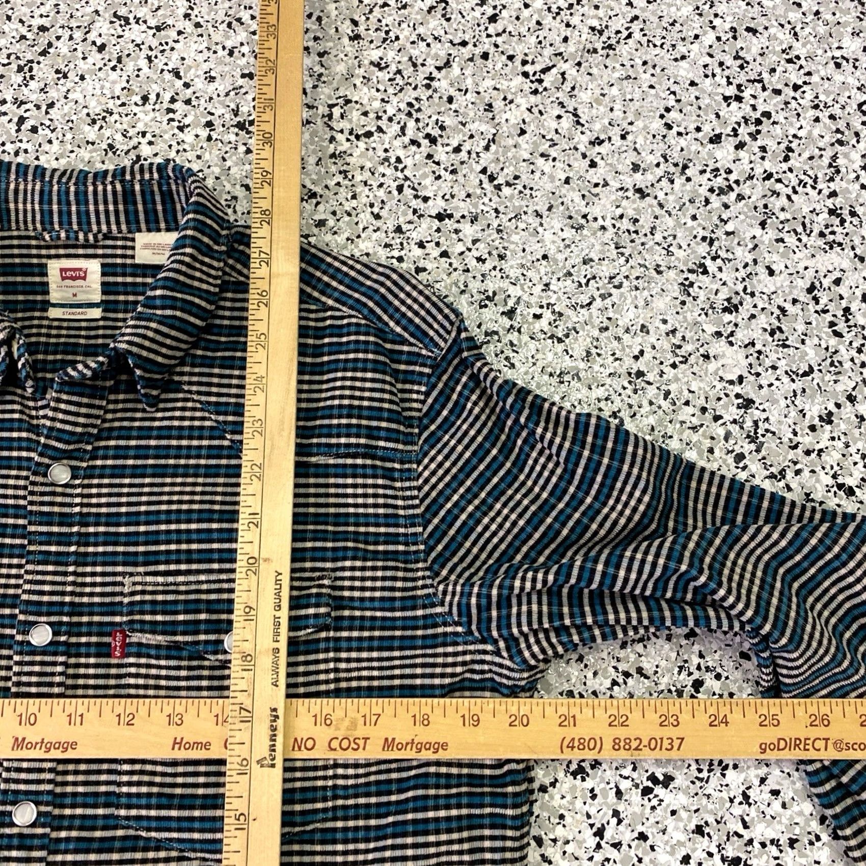 Levi's VINTAGE Levi's corduroy pearl snap shirt Mens Medium Green Long Sleeve Western Size US M / EU 48-50 / 2 - 3 Thumbnail