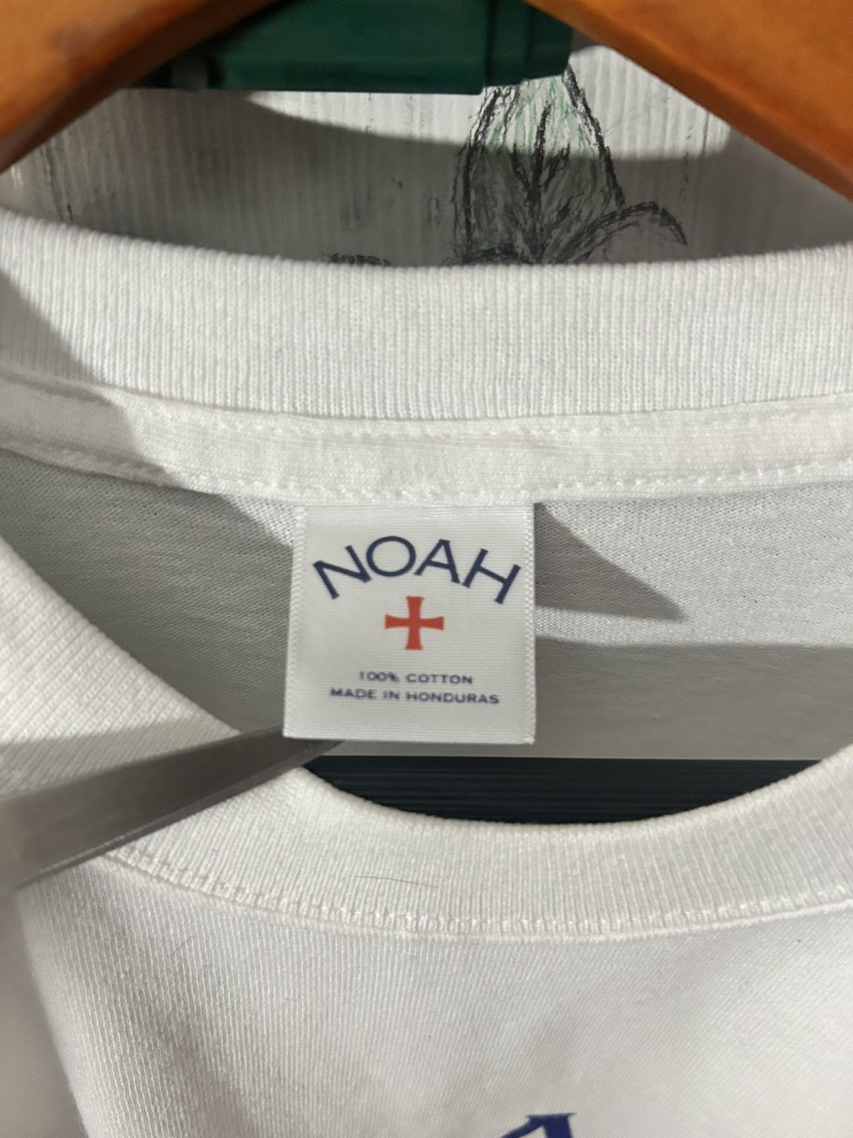 Noah Noah Covid Relief Tee Size US M / EU 48-50 / 2 - 3 Thumbnail