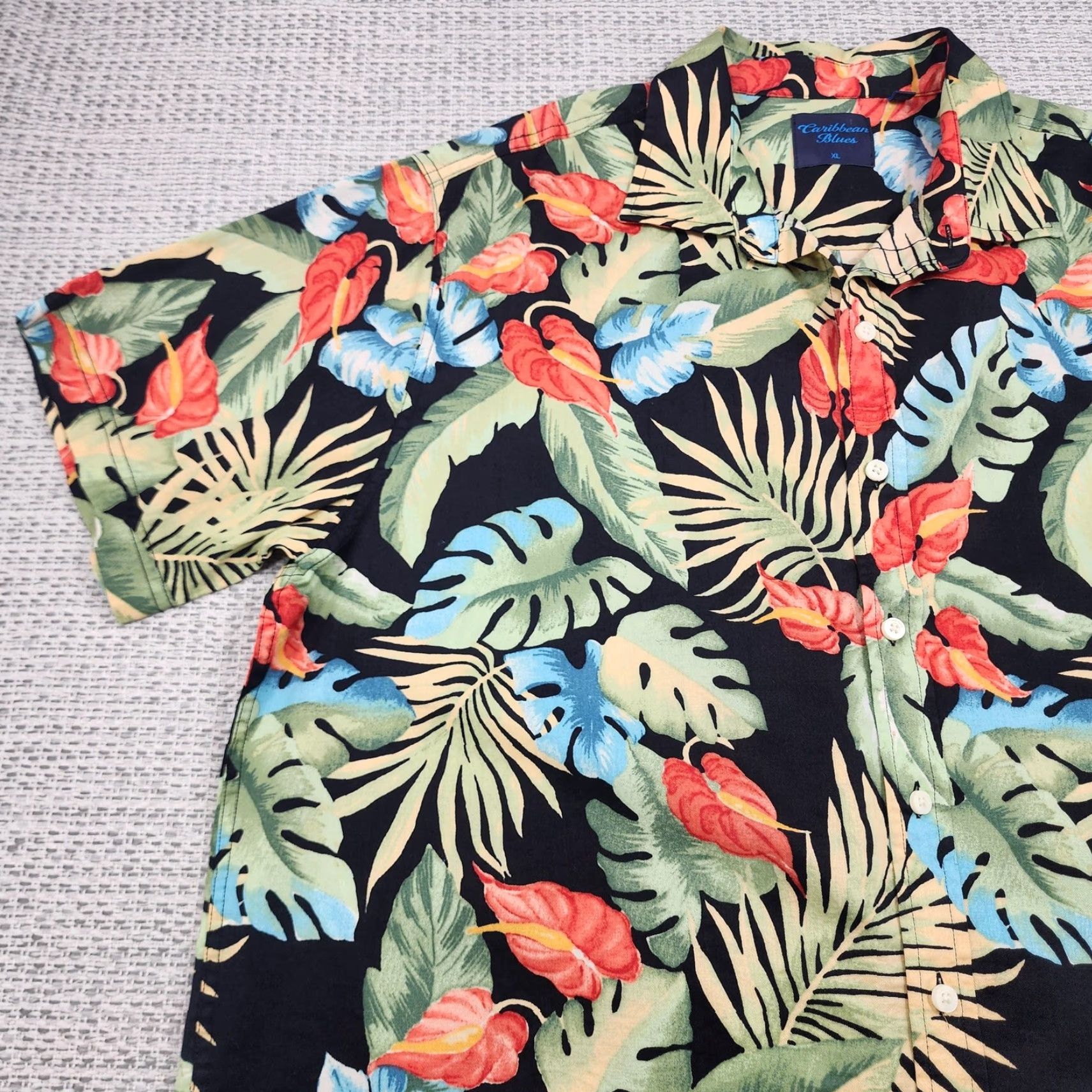 Vintage VINTAGE Caribbean Blues Shirt Mens XL Black Hawaiian Aloha Button Up Tropical Floral Shirt Size US XL / EU 56 / 4 - 3 Thumbnail