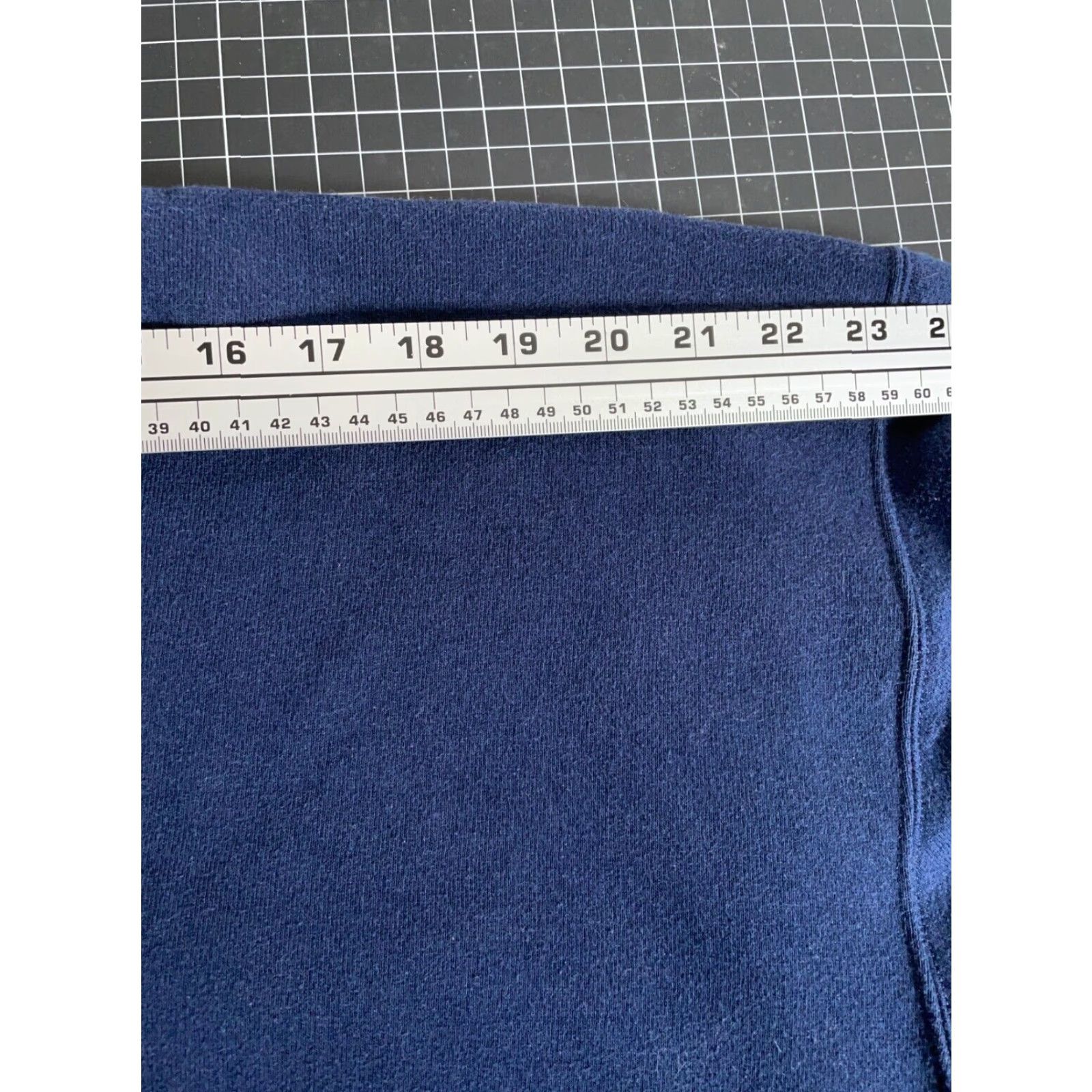 Russell Athletic VINTAGE Russell Athletic Sweatshirt Adult XL Dark Blue 50/50 Cotton Polyester USA Made Crew Neck Pullover Long Sleeve Mens 90s Retro Size US XL / EU 56 / 4 - 7 Thumbnail