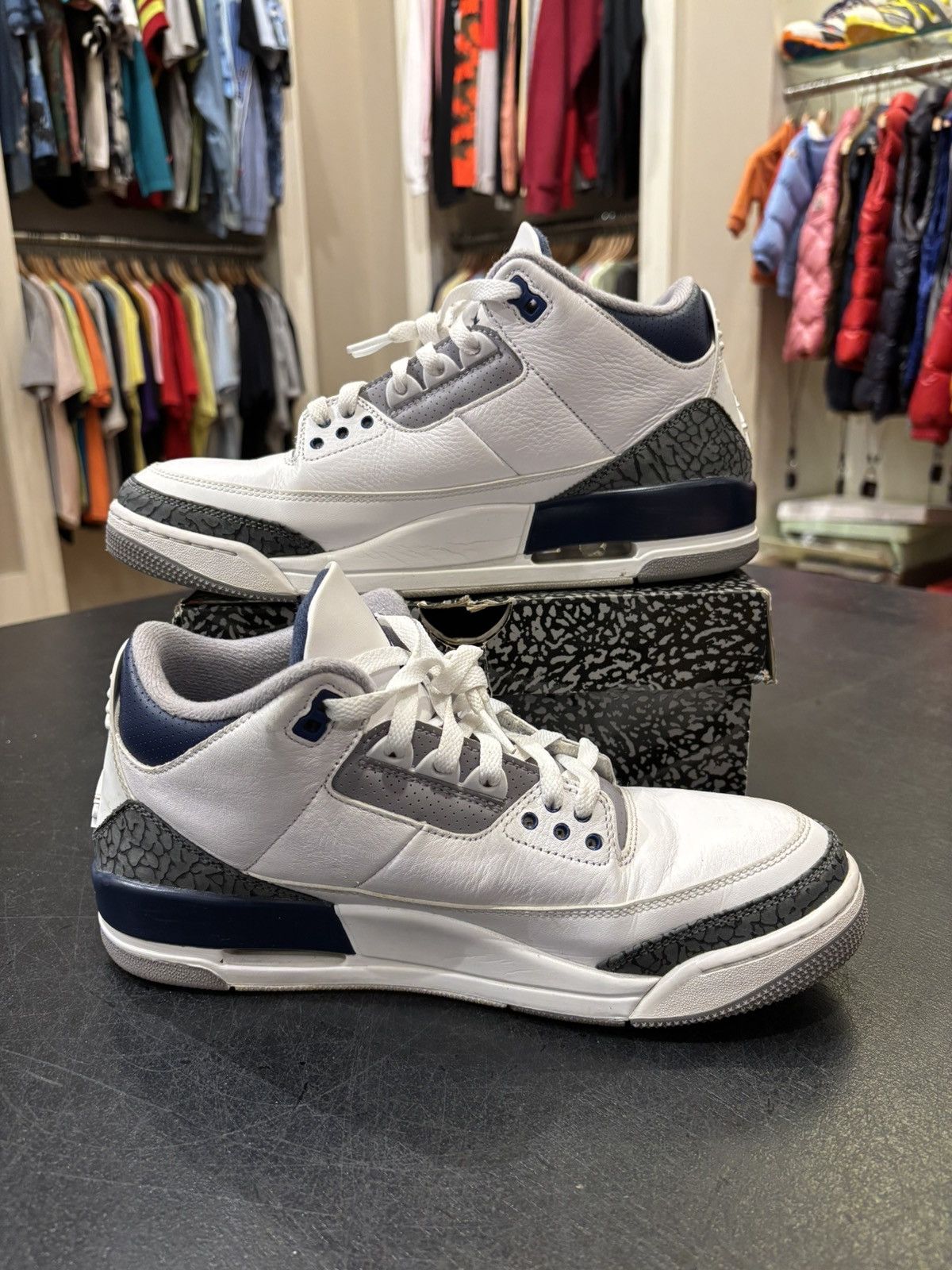 Jordan Brand Jordan 3 Retro ‘Midnight Navy’ Size US 10.5 / EU 43-44 - 2 Thumbnail