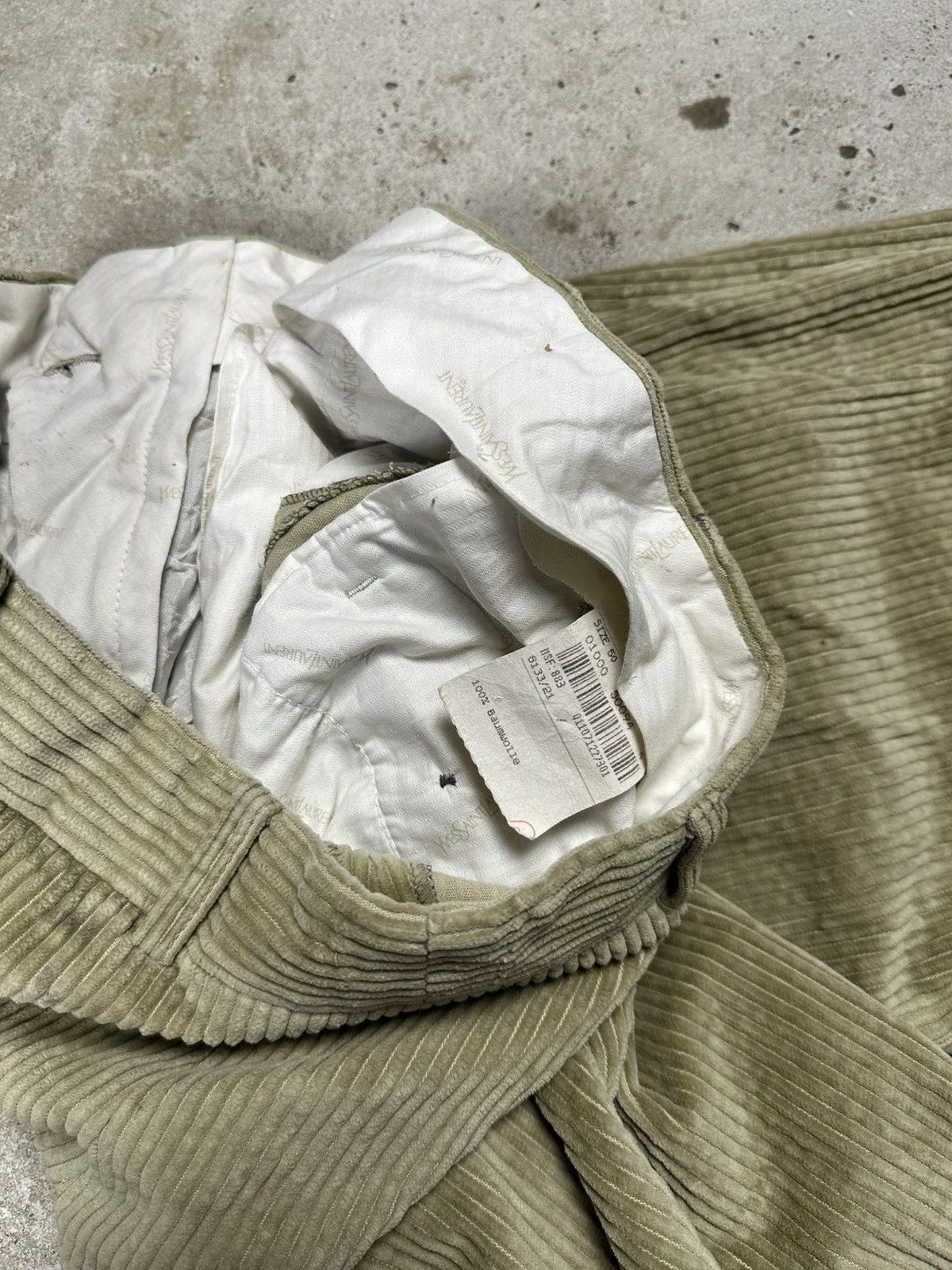 Yves Saint Laurent Vintage 90s Yves Saint Laurent Baggy Corduroy Beige Pants Size US 34 / EU 50 - 14 Thumbnail