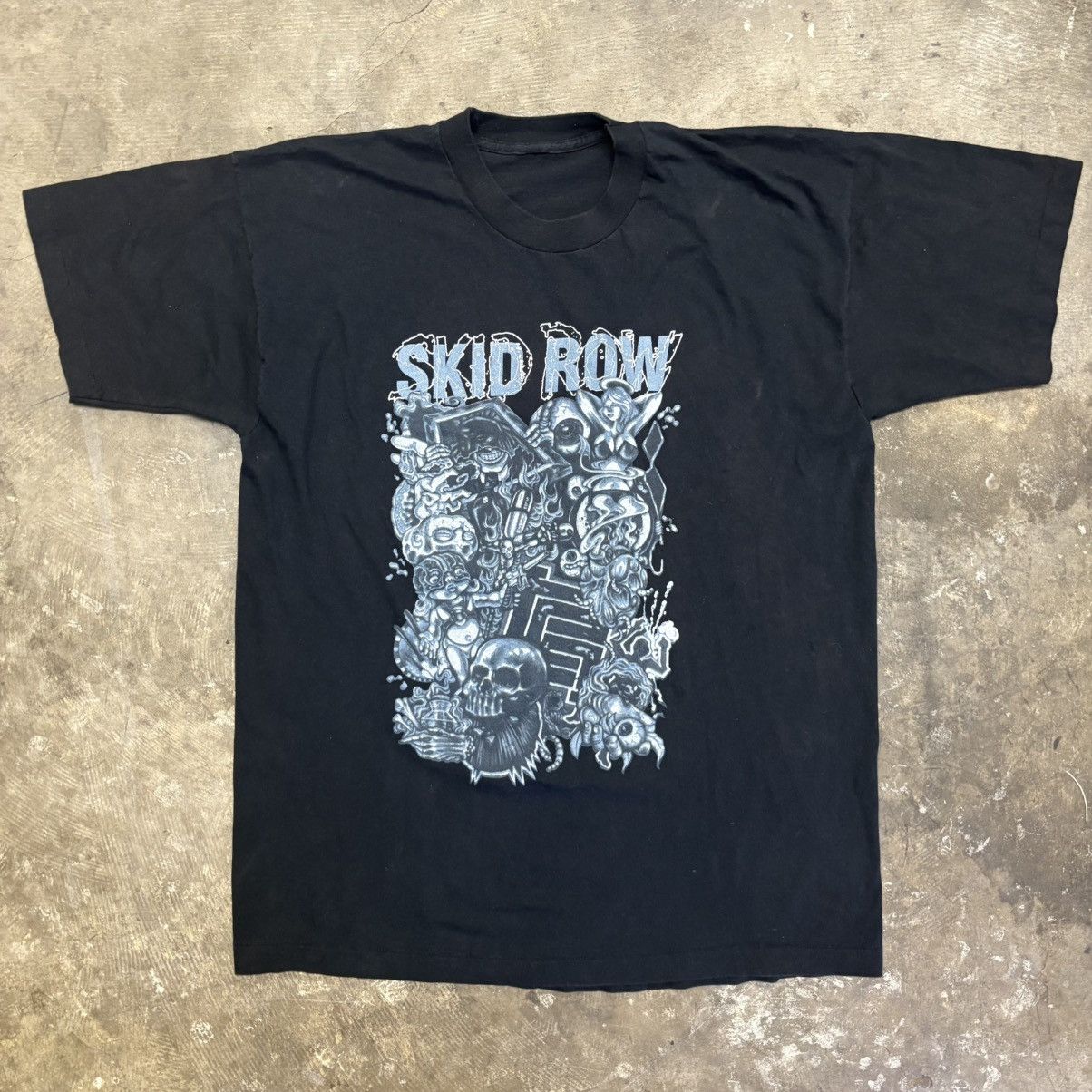 SKID ROW Tシャツ ヴィンテージ NO FUCKIN' FRILLS SKID ROW Tシャツ ヴィンテージ NO FUCKIN´ FRILLS