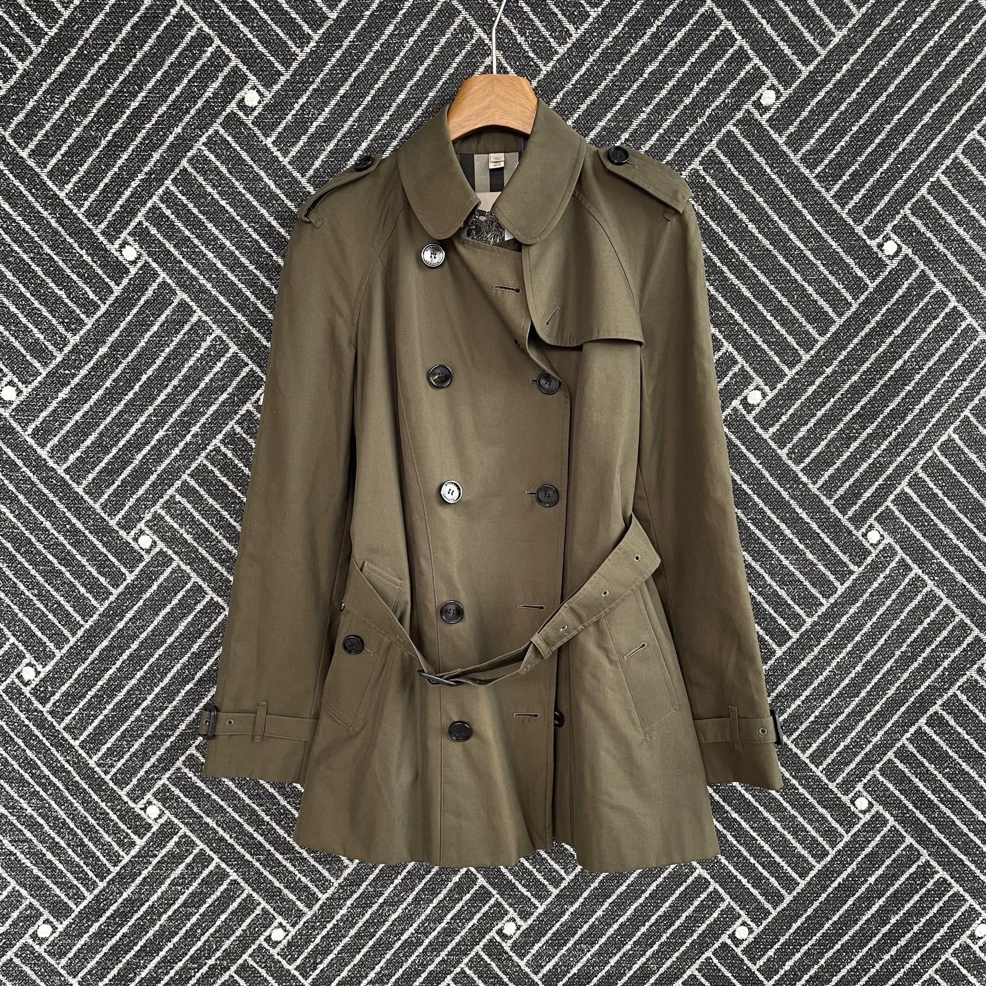 Burberry Burberry 98 New DB WB Trench Coat Wmn OliveGrn 40 Size S / US 4 / IT 40 - 1 Thumbnail