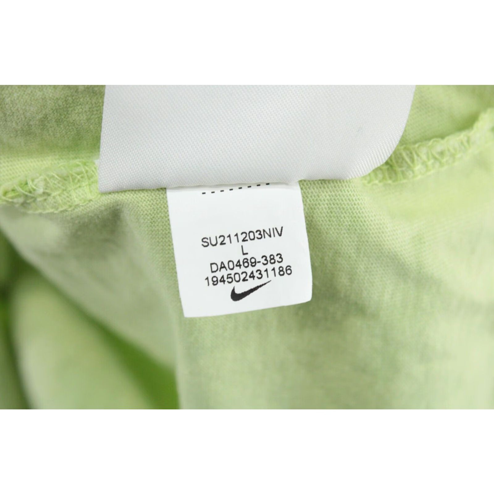 Nike Nike Sportswear T-Shirt Mens Large Short Sleeve Crew Neck Lime Green Camo Cotton Size US L / EU 52-54 / 3 - 6 Thumbnail